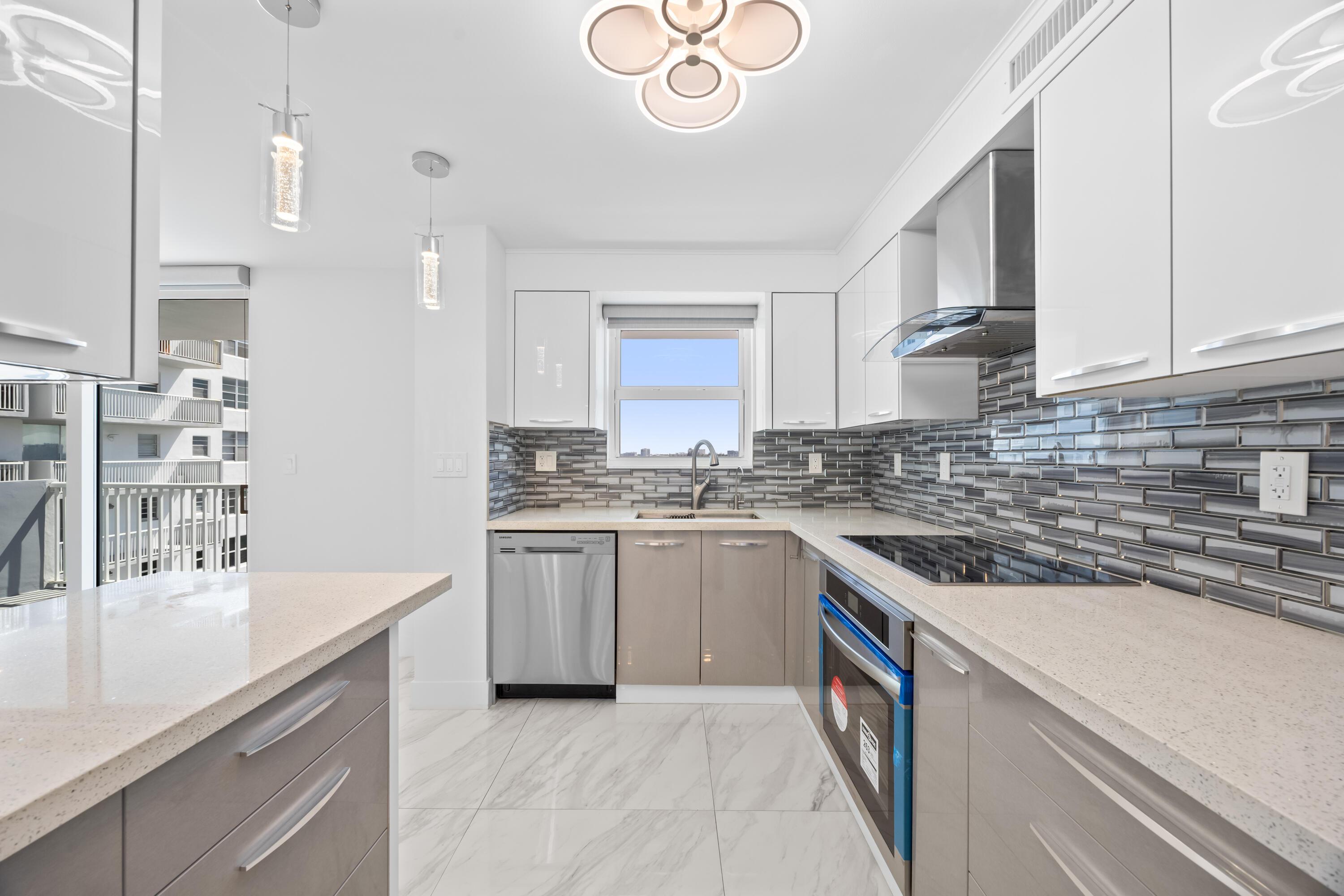 137 Golden Isles Drive 914, Hallandale Beach, FL 33009, Hallandale Beach - Photo 2