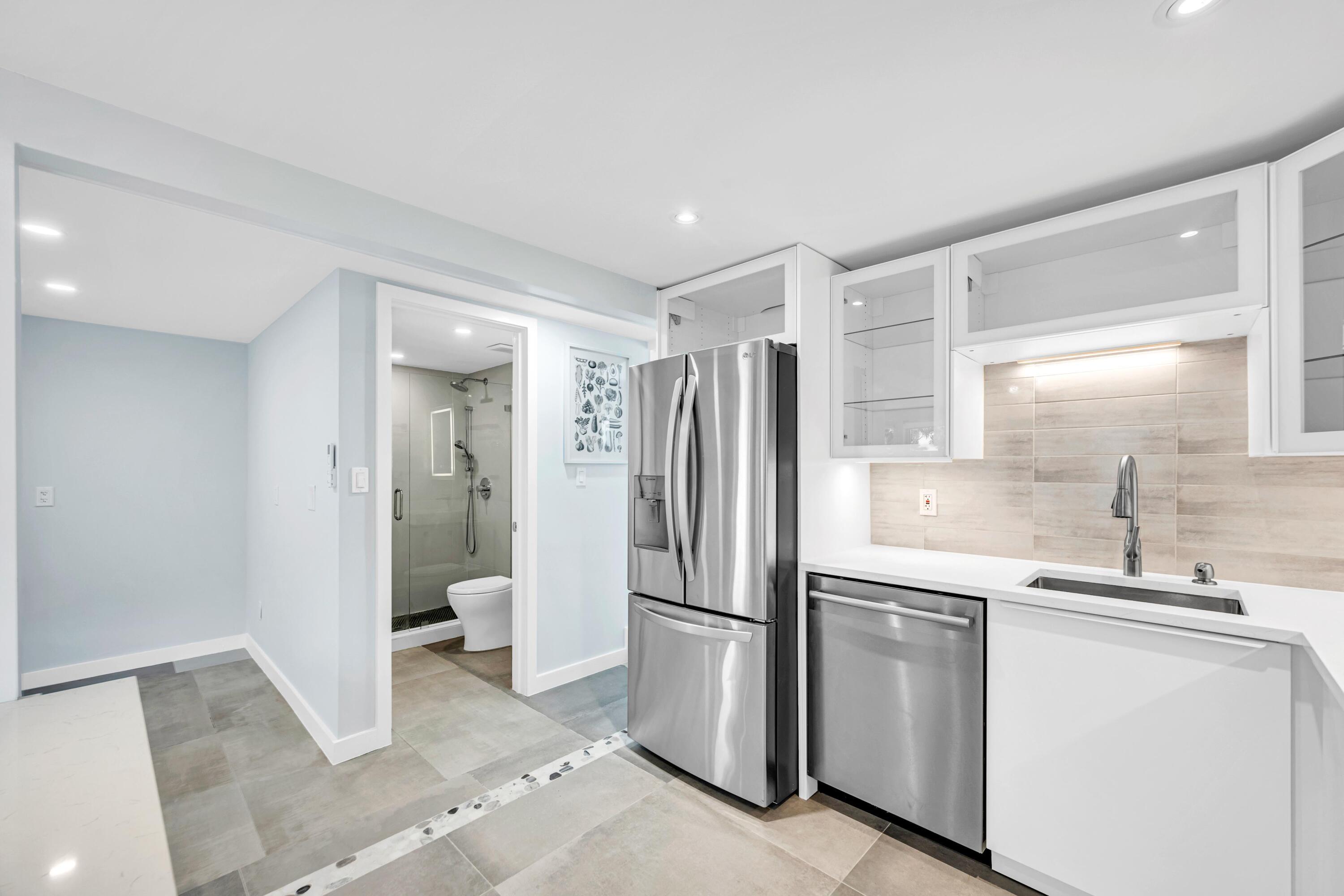 828 NE 17TH Way 3, Fort Lauderdale, FL 33304, Fort Lauderdale - Photo 5