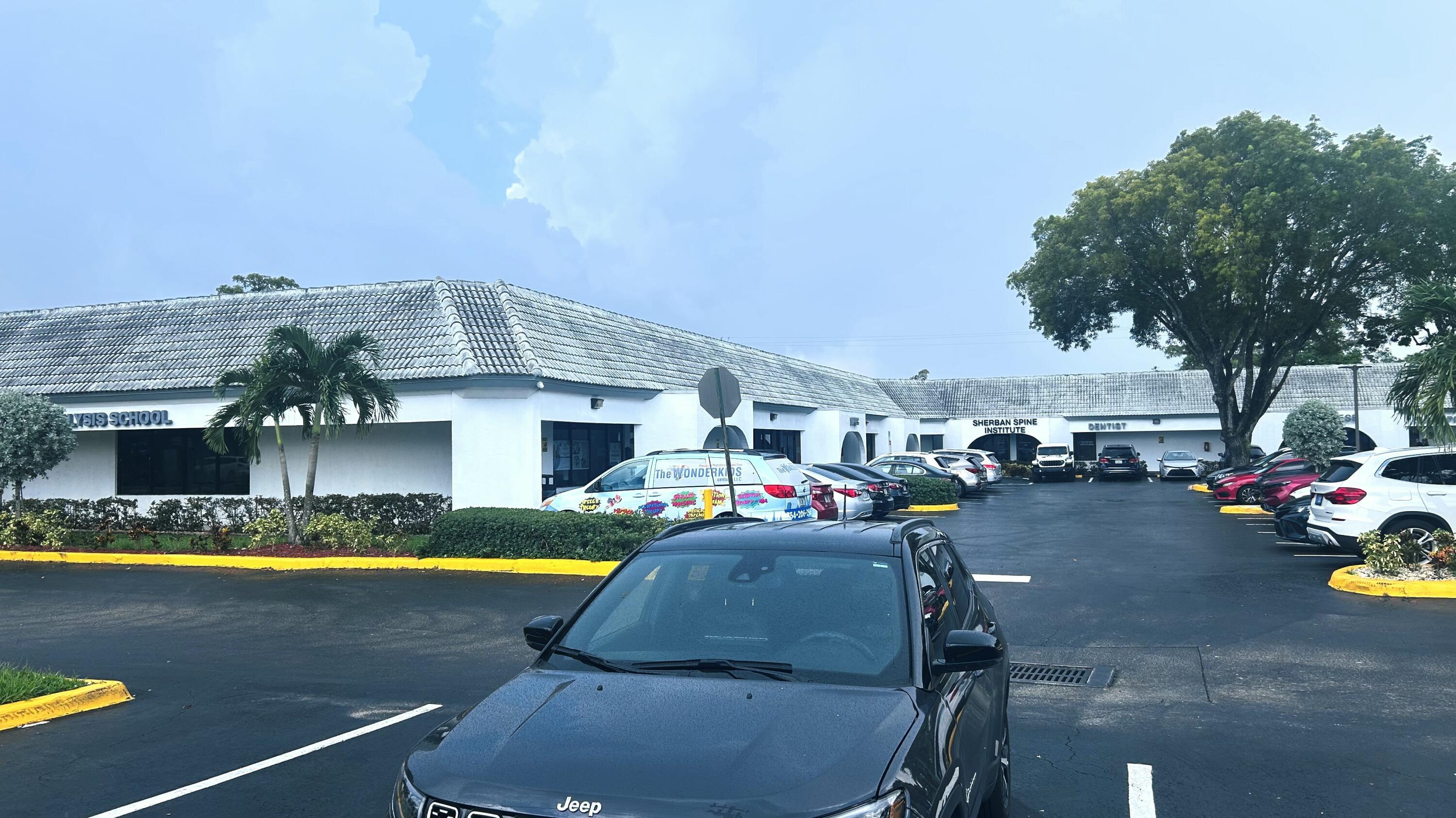 7100 W COMMERCIAL Boulevard 109, Lauderhill, FL 33319, Lauderhill - Photo 4
