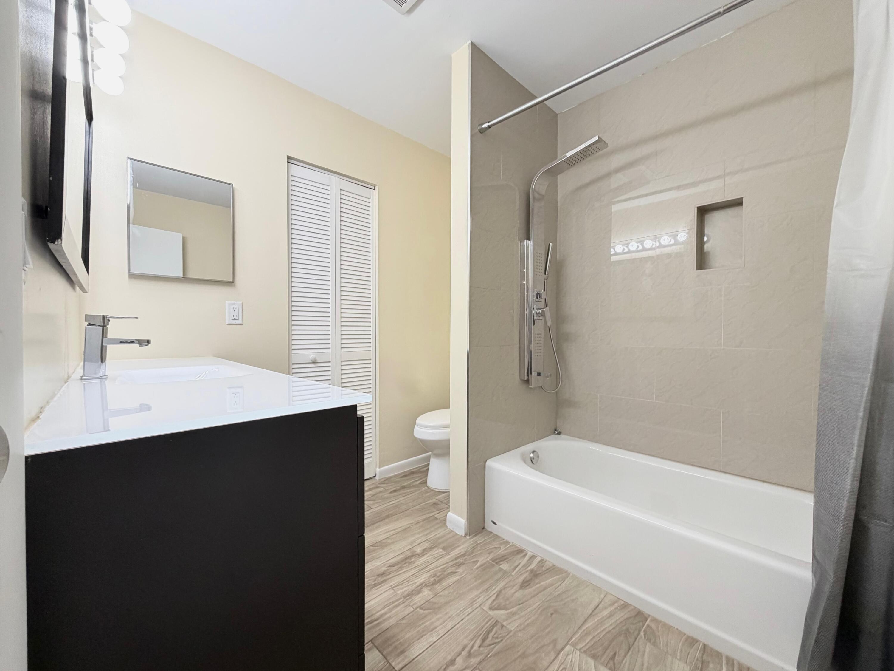 3794 SE County Line Road 102, Jupiter, FL 33469, Jupiter - Photo 3
