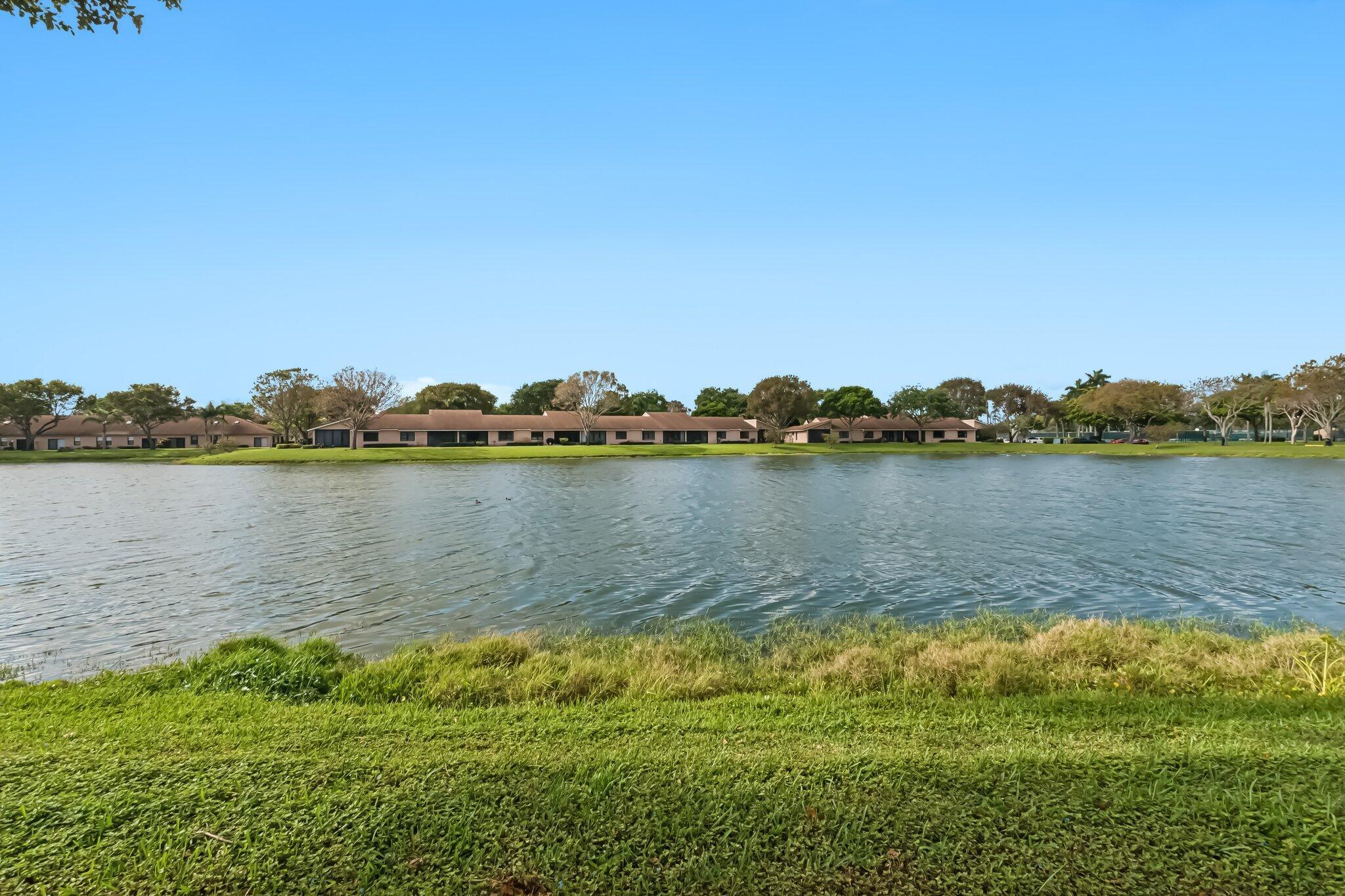 8427 Parkgate Road C, Boca Raton, FL 33496, Boca Raton - Photo 2