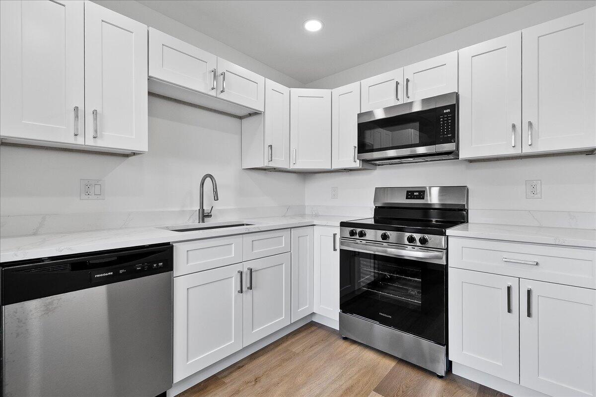 154 Lake Barbara Drive, West Palm Beach, FL 33411, West Palm Beach - Photo 4