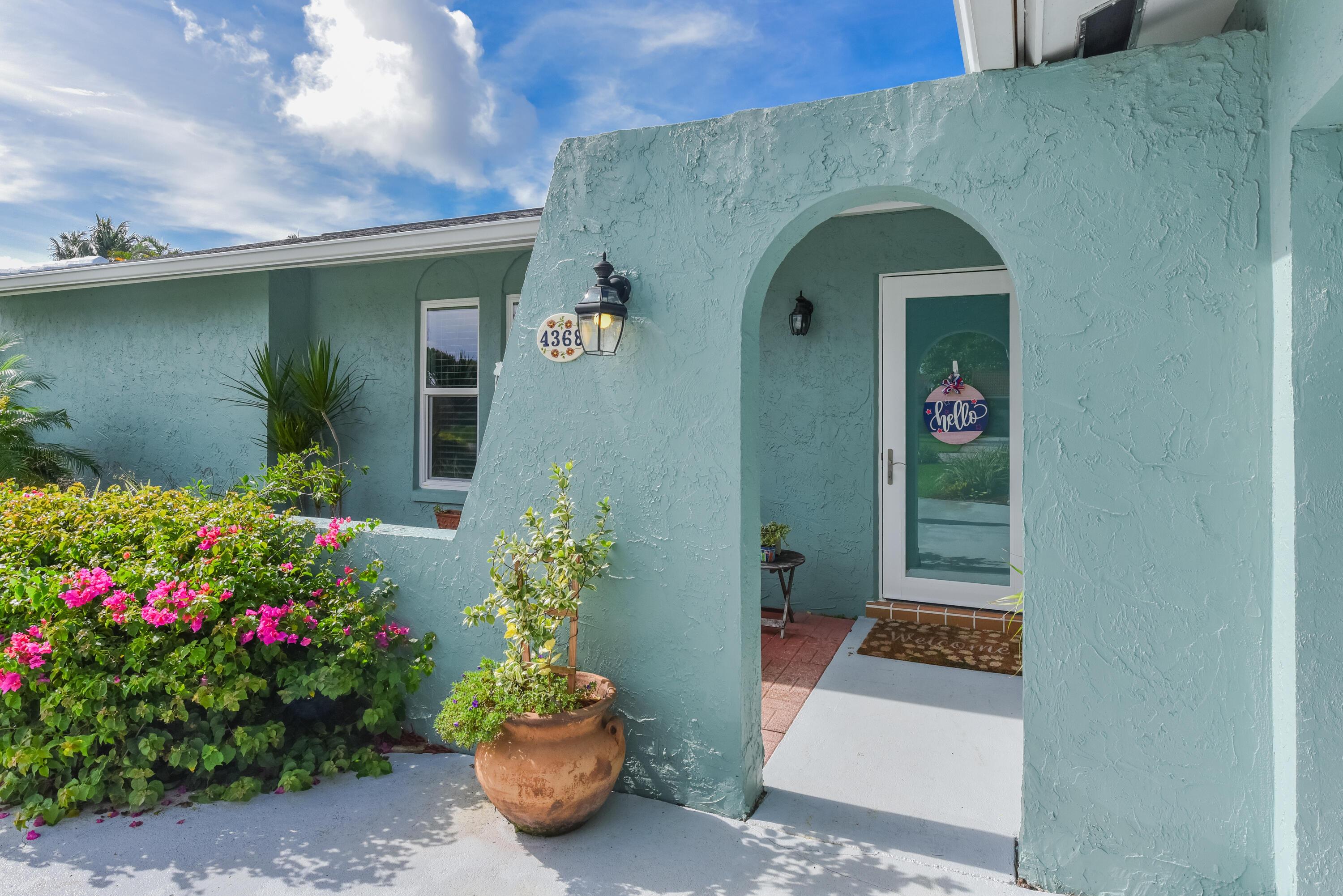 4368 Hawthorn Avenue, Palm Beach Gardens, FL 33410, Palm Beach Gardens - Photo 4