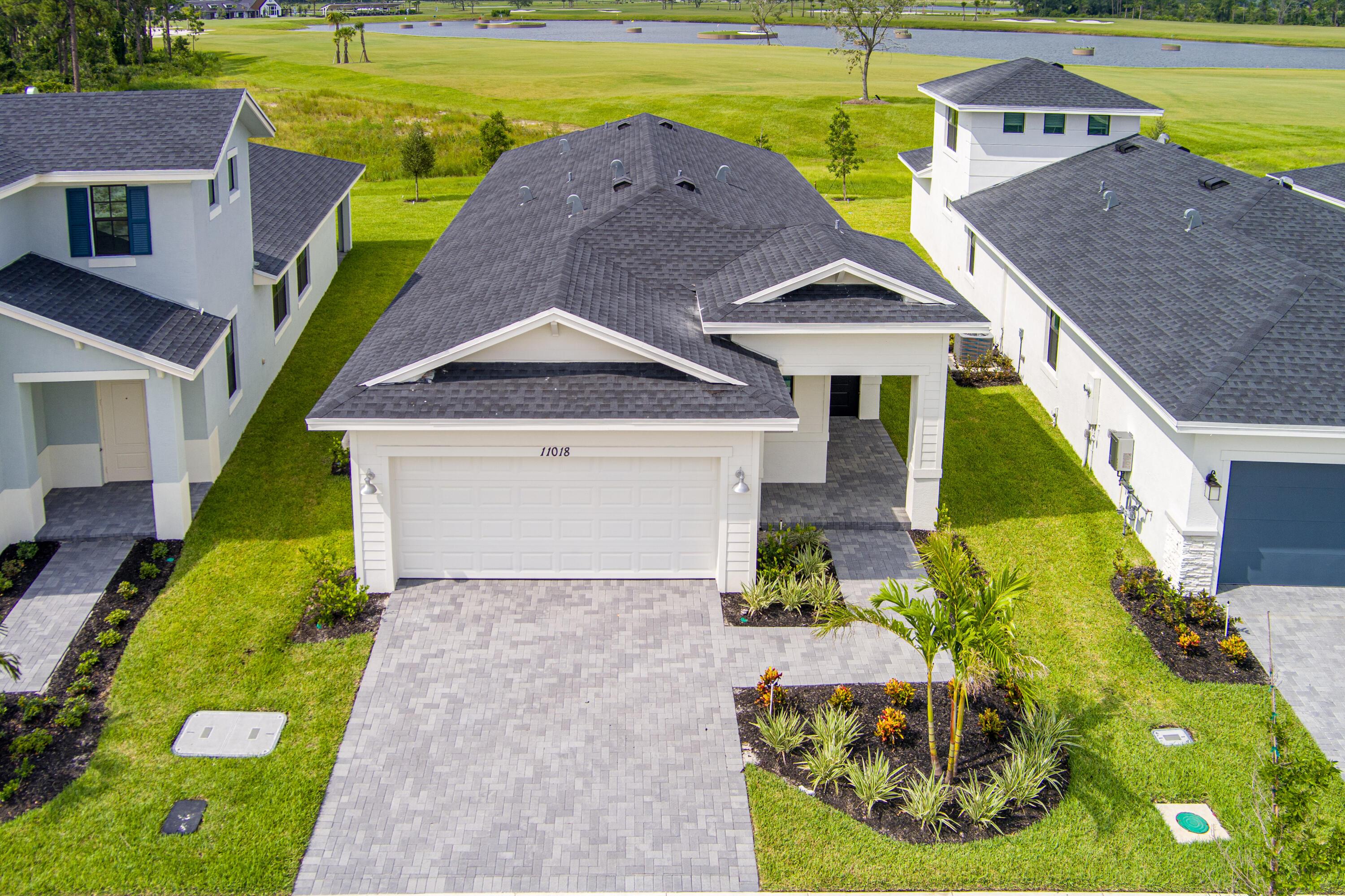 11018 NW GLYNLEA Boulevard N, Port St. Lucie, FL 34987, Port St. Lucie - Photo 2