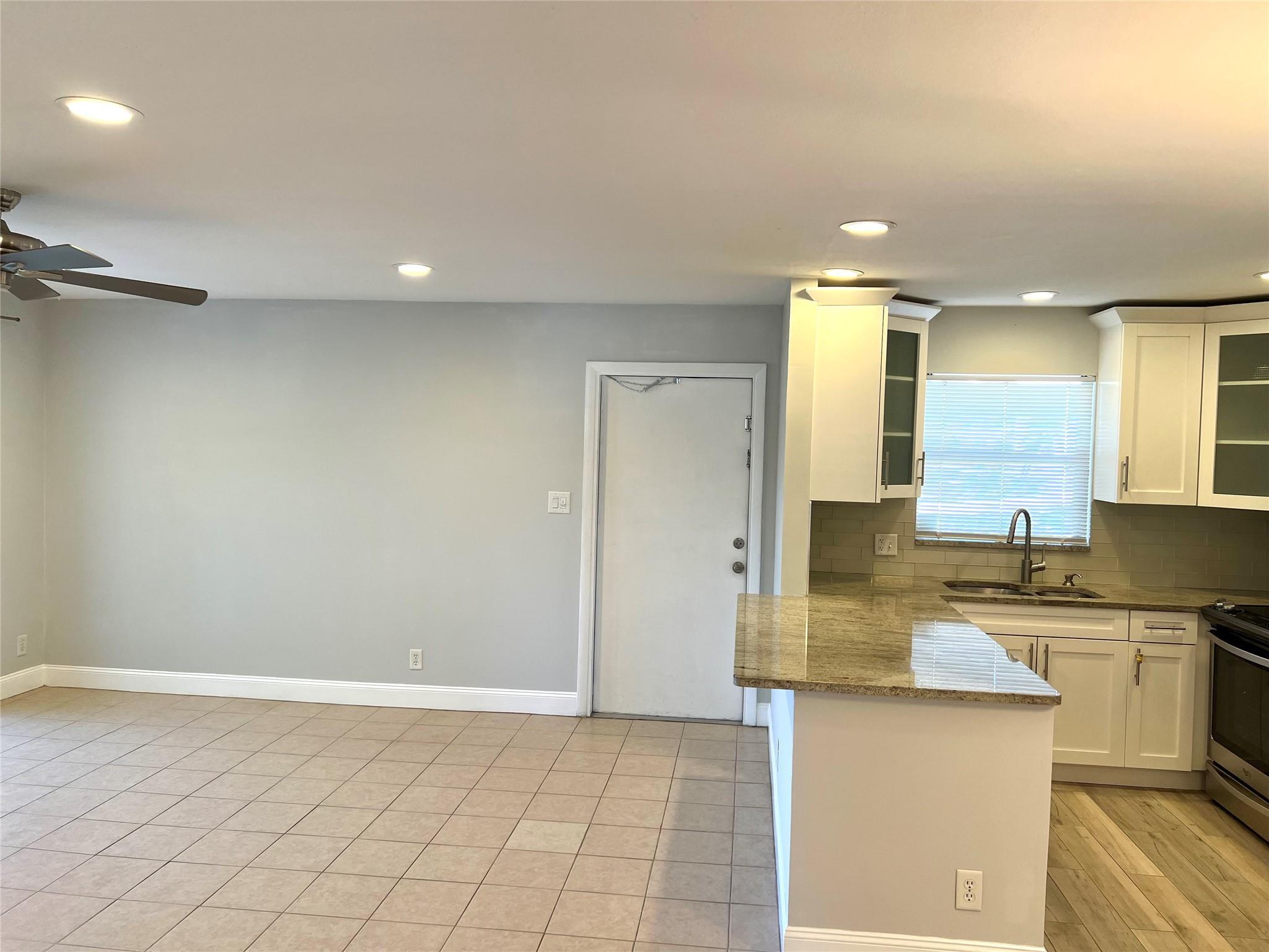2840 NE 14th Street 314A, Pompano Beach, FL 33062, Pompano Beach - Photo 2