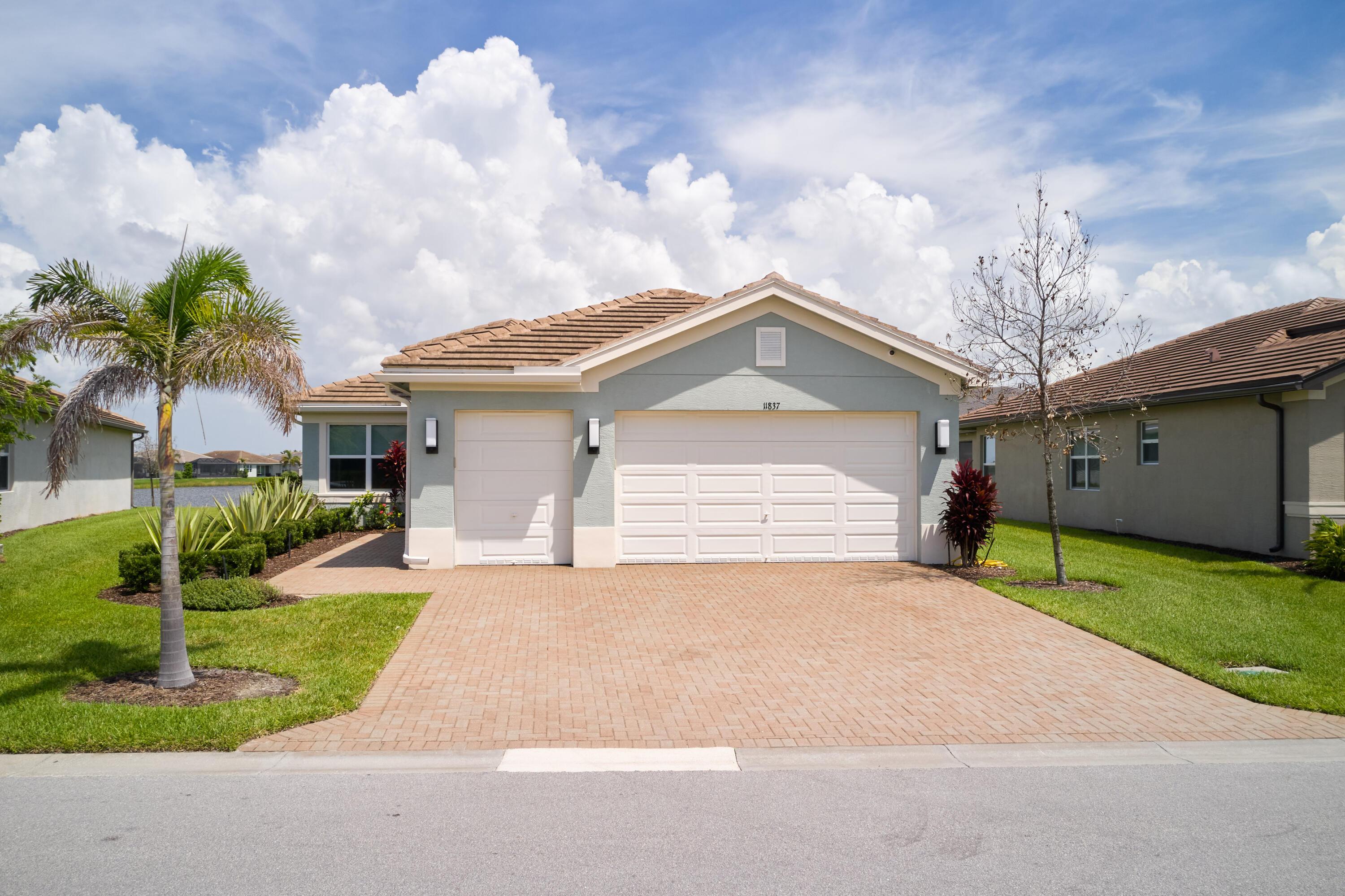 11837 SW Poseidon Way, Port St. Lucie, FL 34987, Port St. Lucie - Photo 3