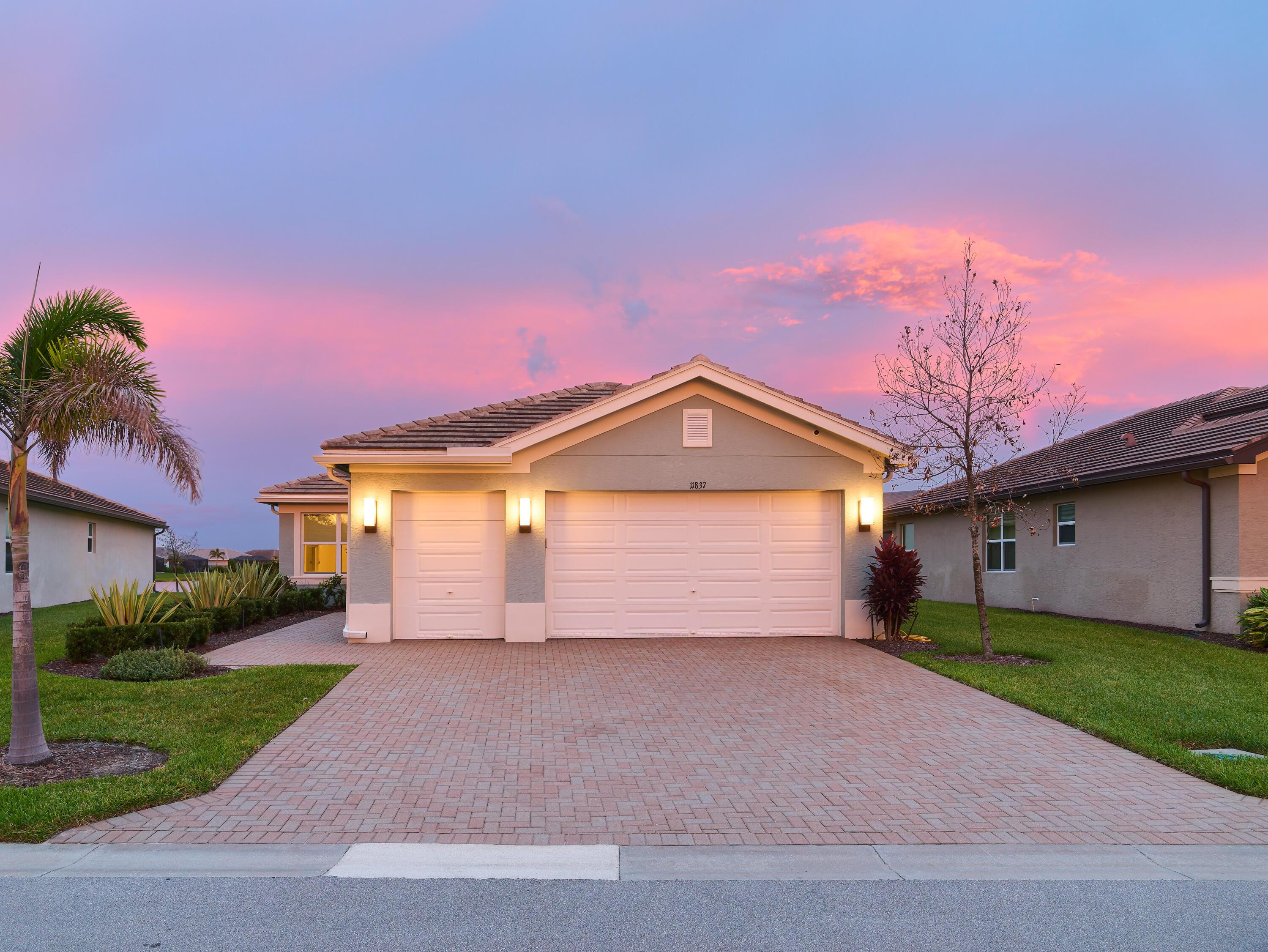11837 SW Poseidon Way, Port St. Lucie, FL 34987, Port St. Lucie - Photo 2
