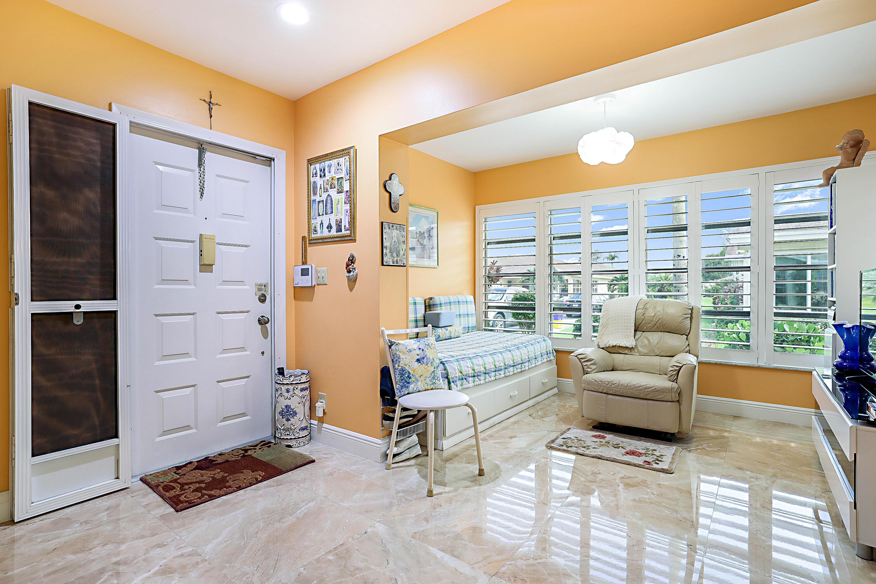 5373 Lakefront Boulevard C, Delray Beach, FL 33484, Delray Beach - Photo 3