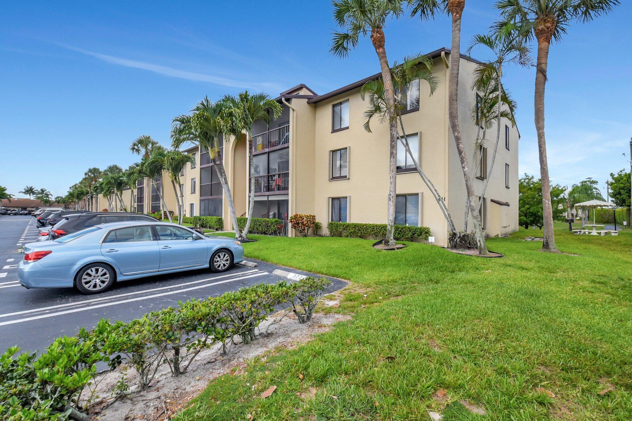 616 SEA PINE Way C2, Greenacres, FL 33415, Greenacres