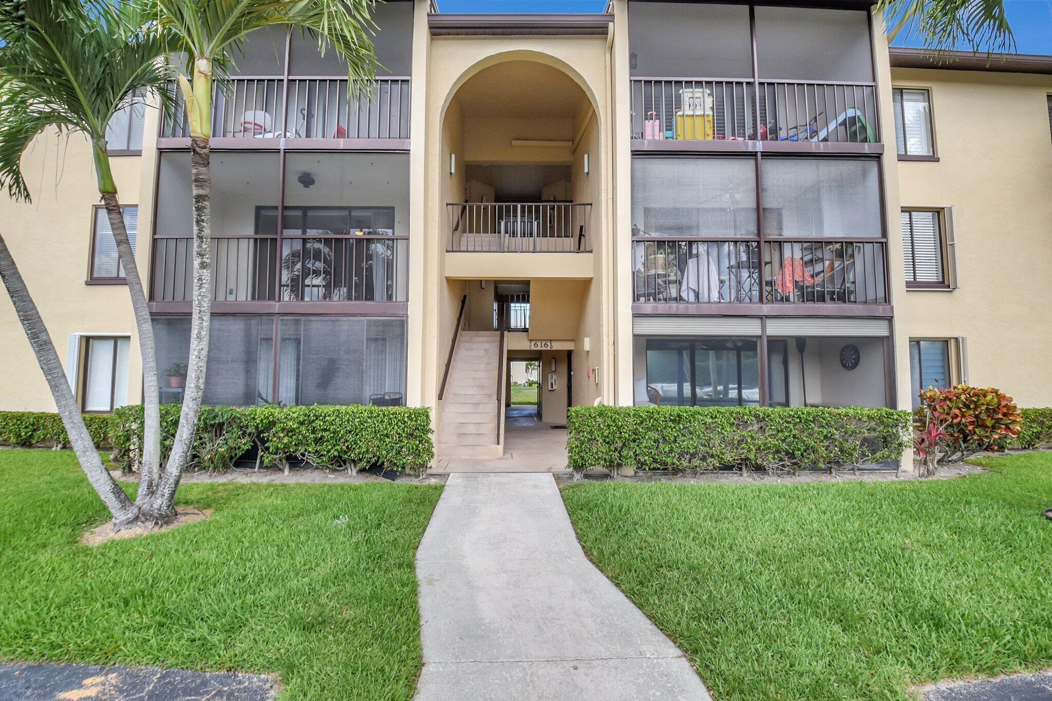 616 SEA PINE Way C2, Greenacres, FL 33415, Greenacres - Photo 2