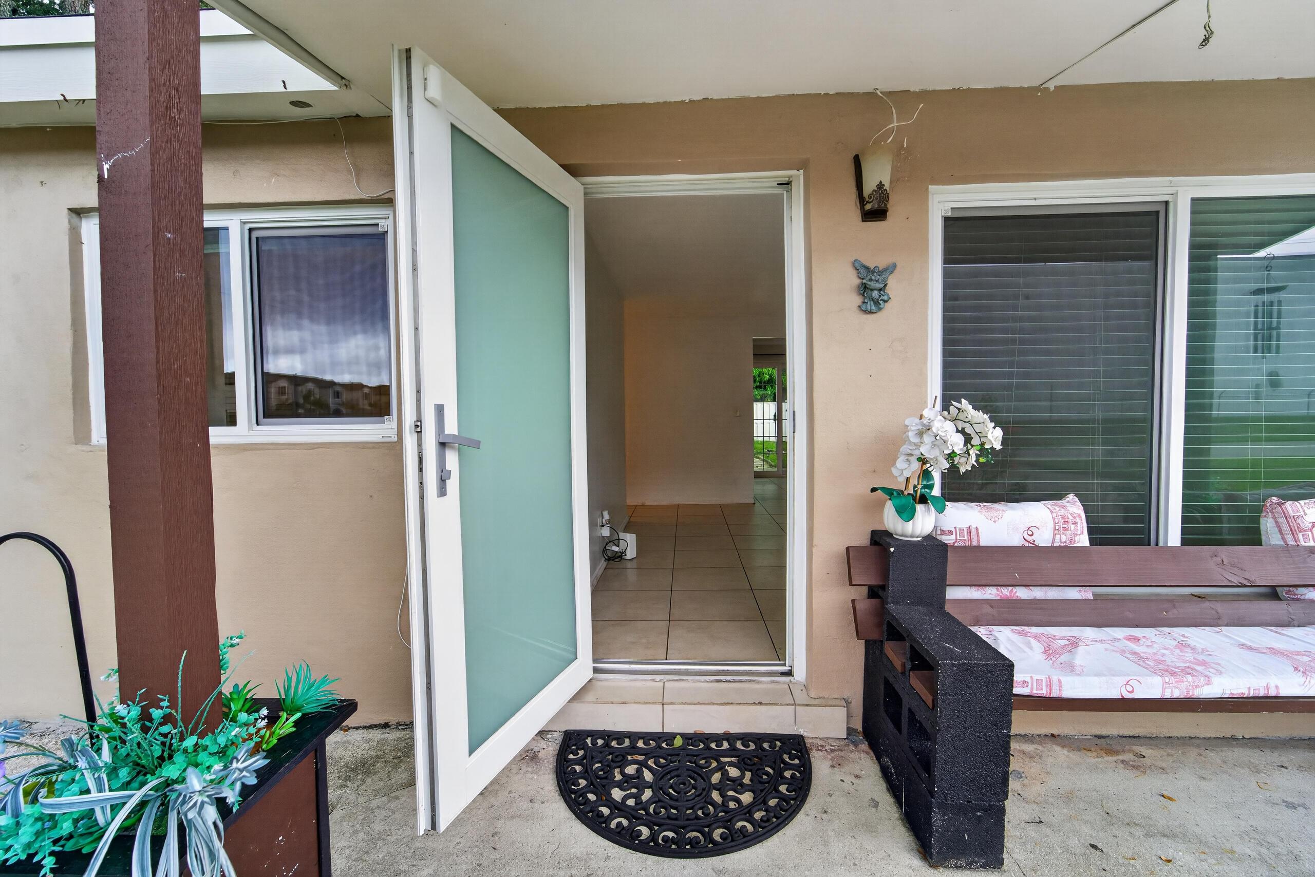5900 Atlanta Street, Hollywood, FL 33021, Hollywood - Photo 5