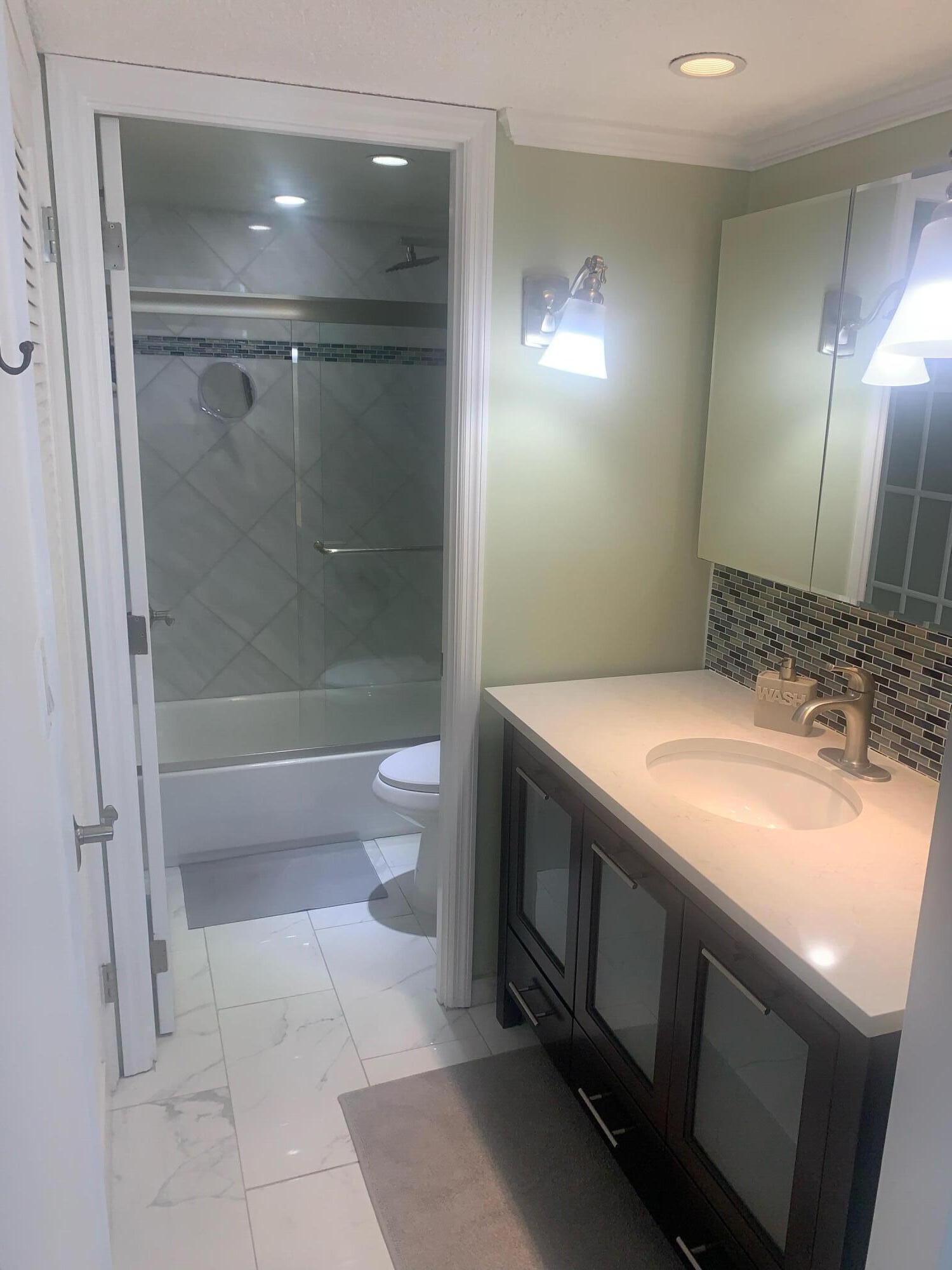 6039 COLLINS Avenue 1722, Miami Beach, FL 33140, Miami Beach - Photo 5