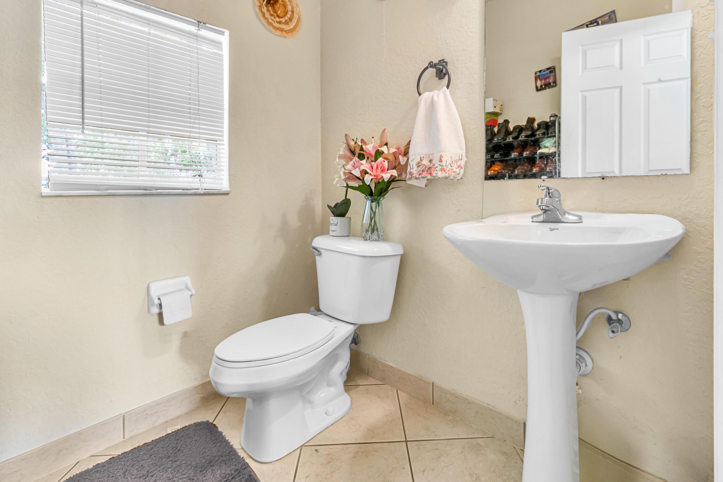 4205 EMERALD Vista, Lake Worth, FL 33461, Lake Worth - Photo 2