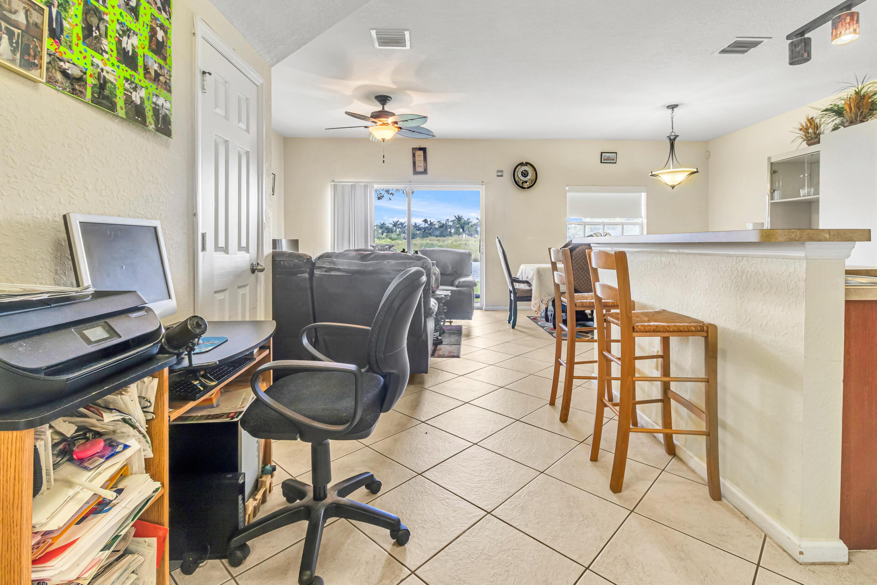 4205 EMERALD Vista, Lake Worth, FL 33461, Lake Worth - Photo 3