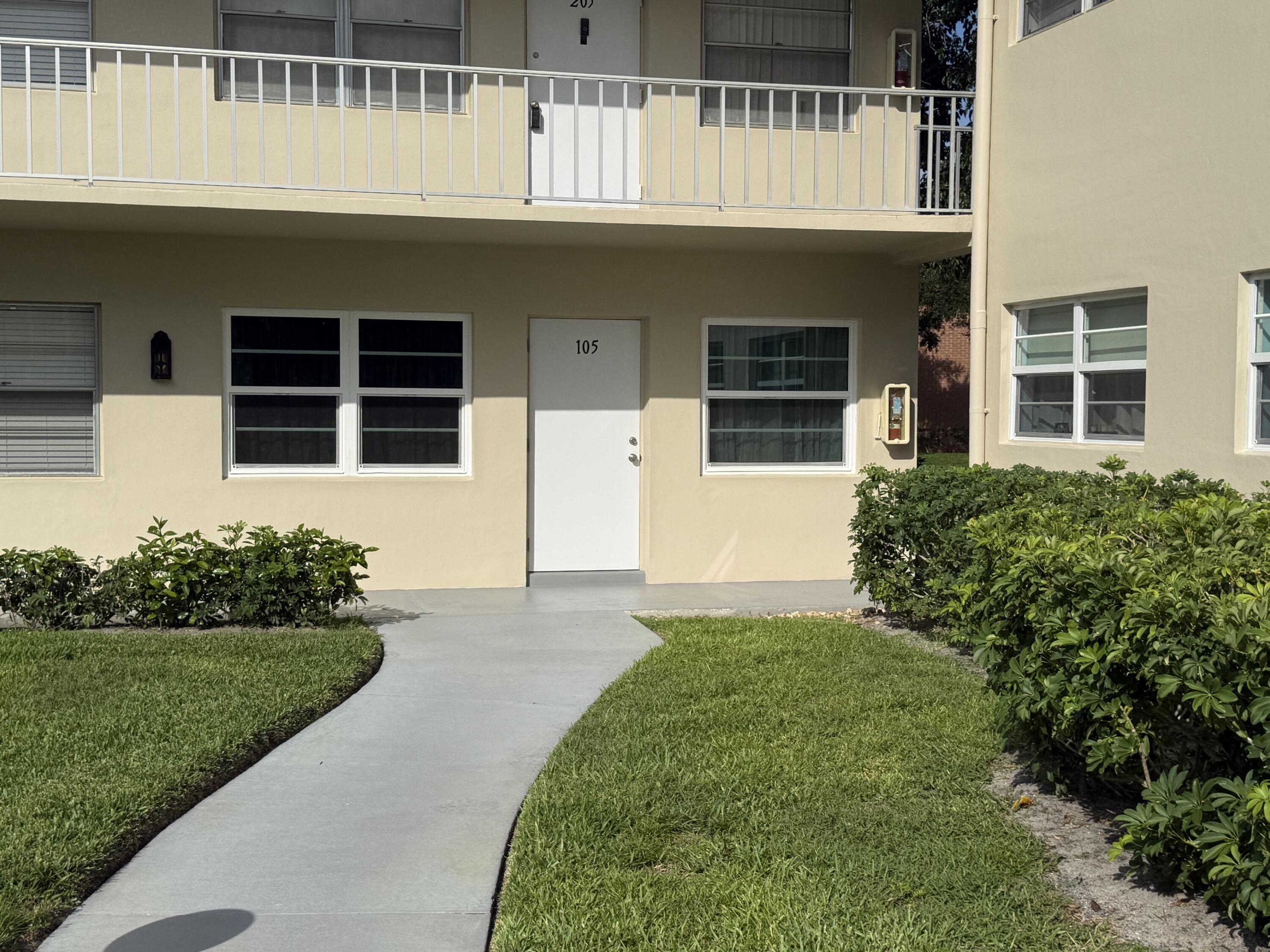 28 PINE ARBOR 105, Vero Beach, FL 32962, Vero Beach - Photo 3