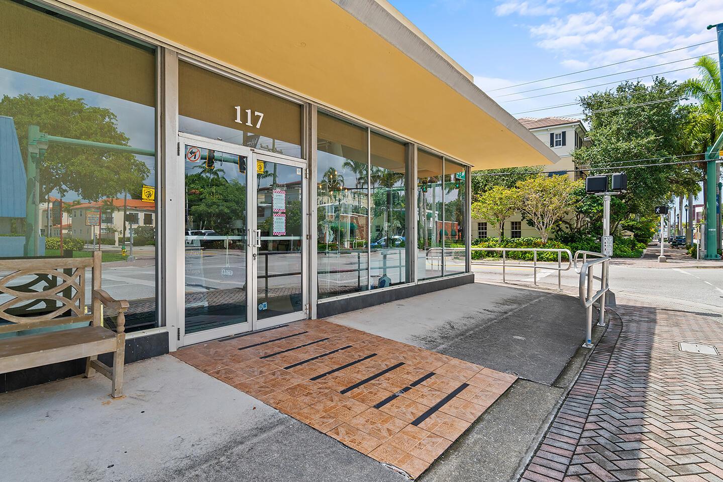 117 NE 5th Avenue, Delray Beach, FL 33483, Delray Beach - Photo 2