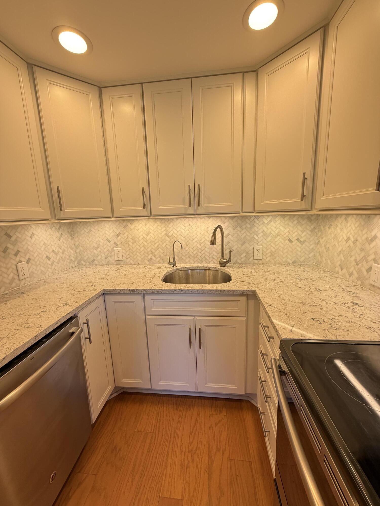 166 Dorset D, Boca Raton, FL 33434, Boca Raton - Photo 5