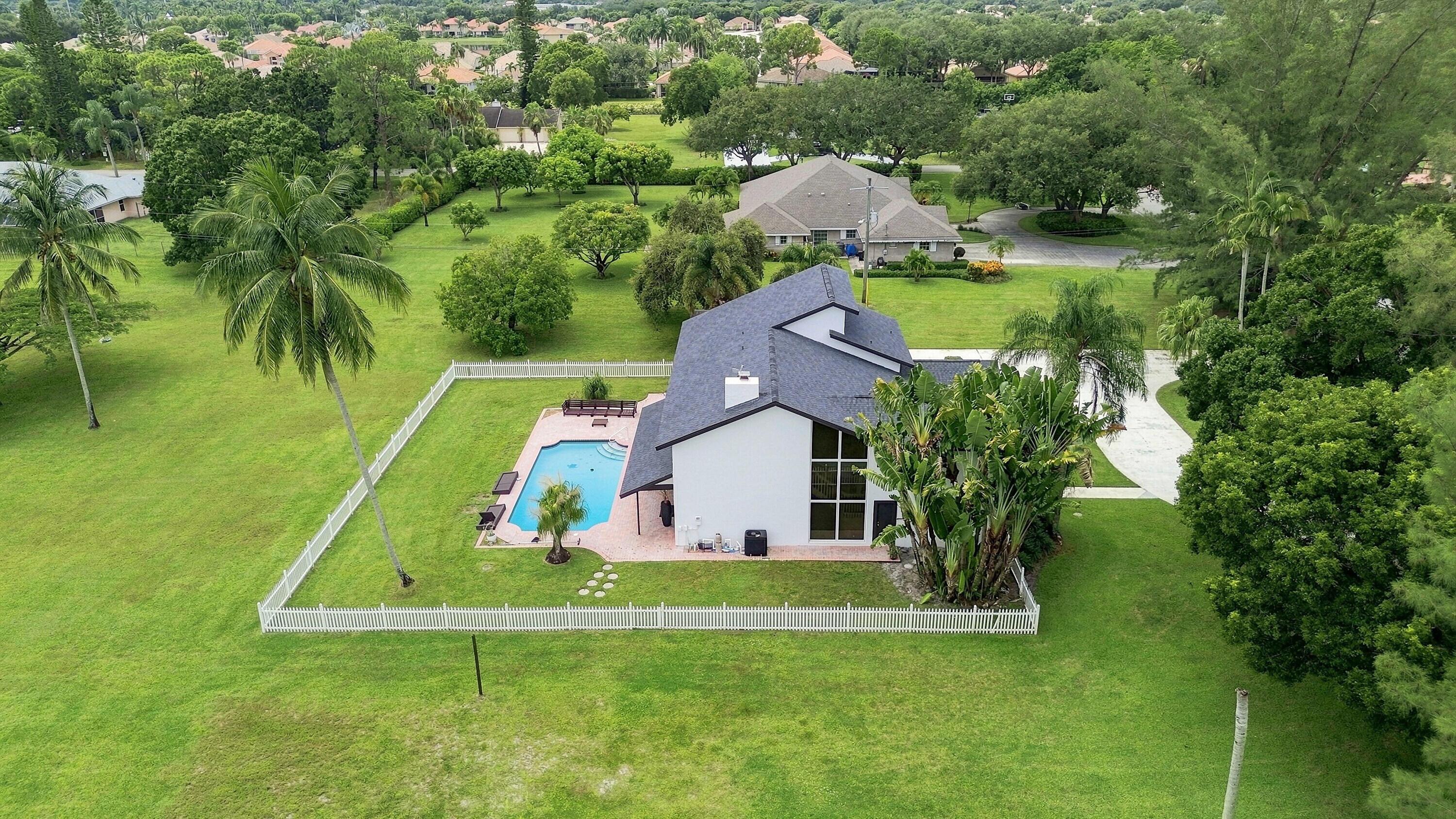 10400 W Tara Boulevard, Boynton Beach, FL 33437, Boynton Beach - Photo 2