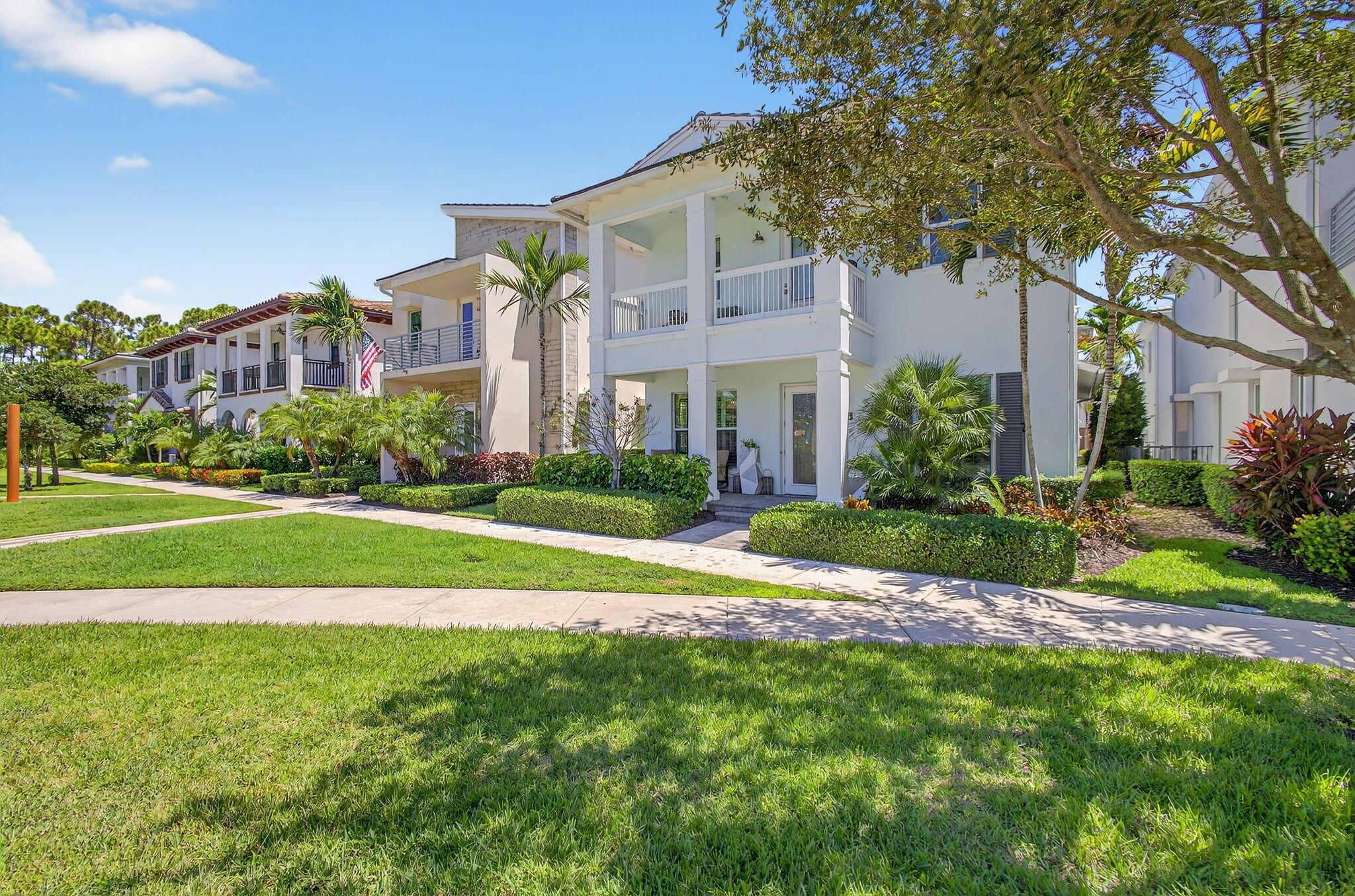 1026 Faulkner Terrace, Palm Beach Gardens, FL 33418, Palm Beach Gardens - Photo 2