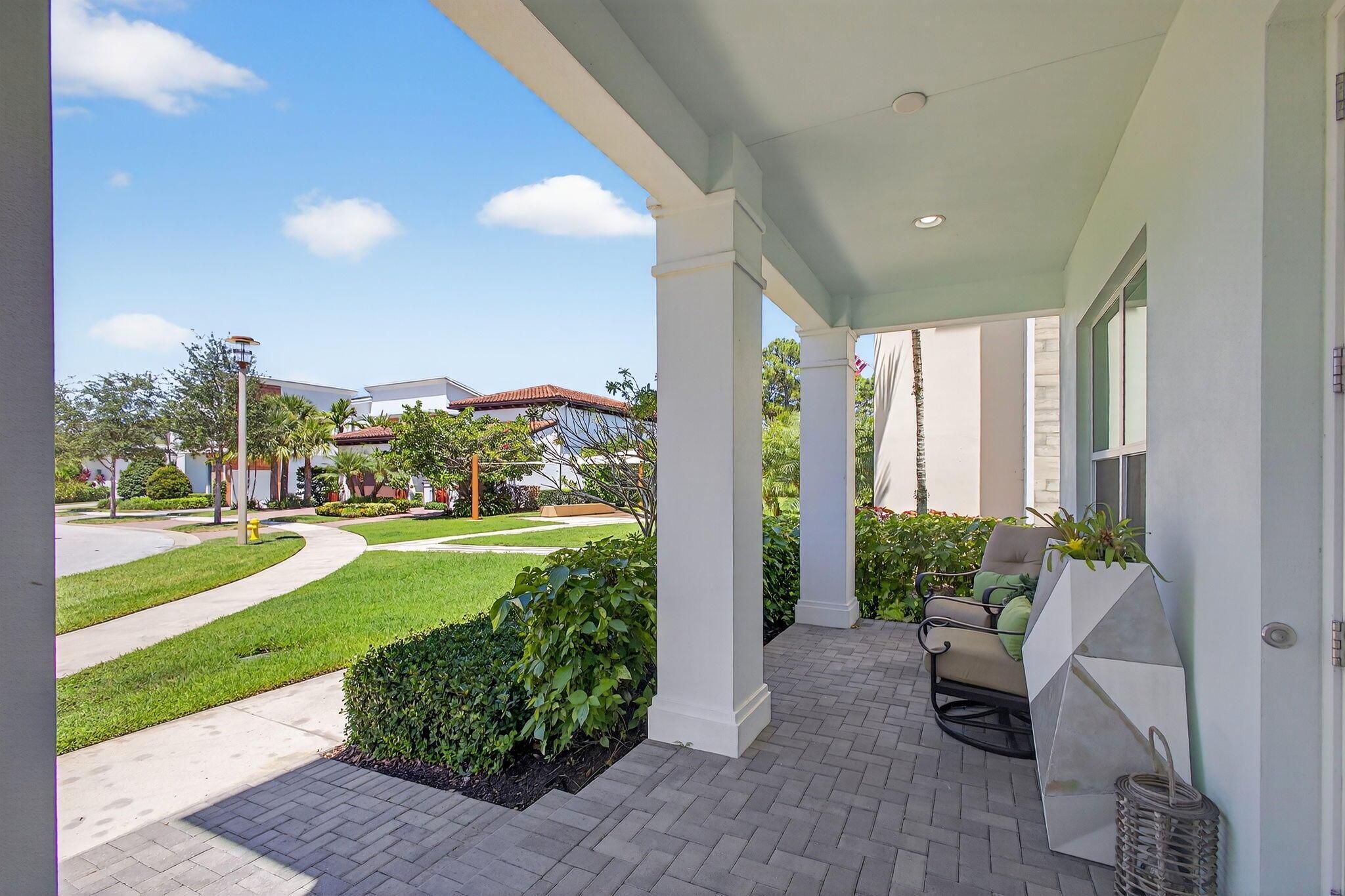 1026 Faulkner Terrace, Palm Beach Gardens, FL 33418, Palm Beach Gardens - Photo 5