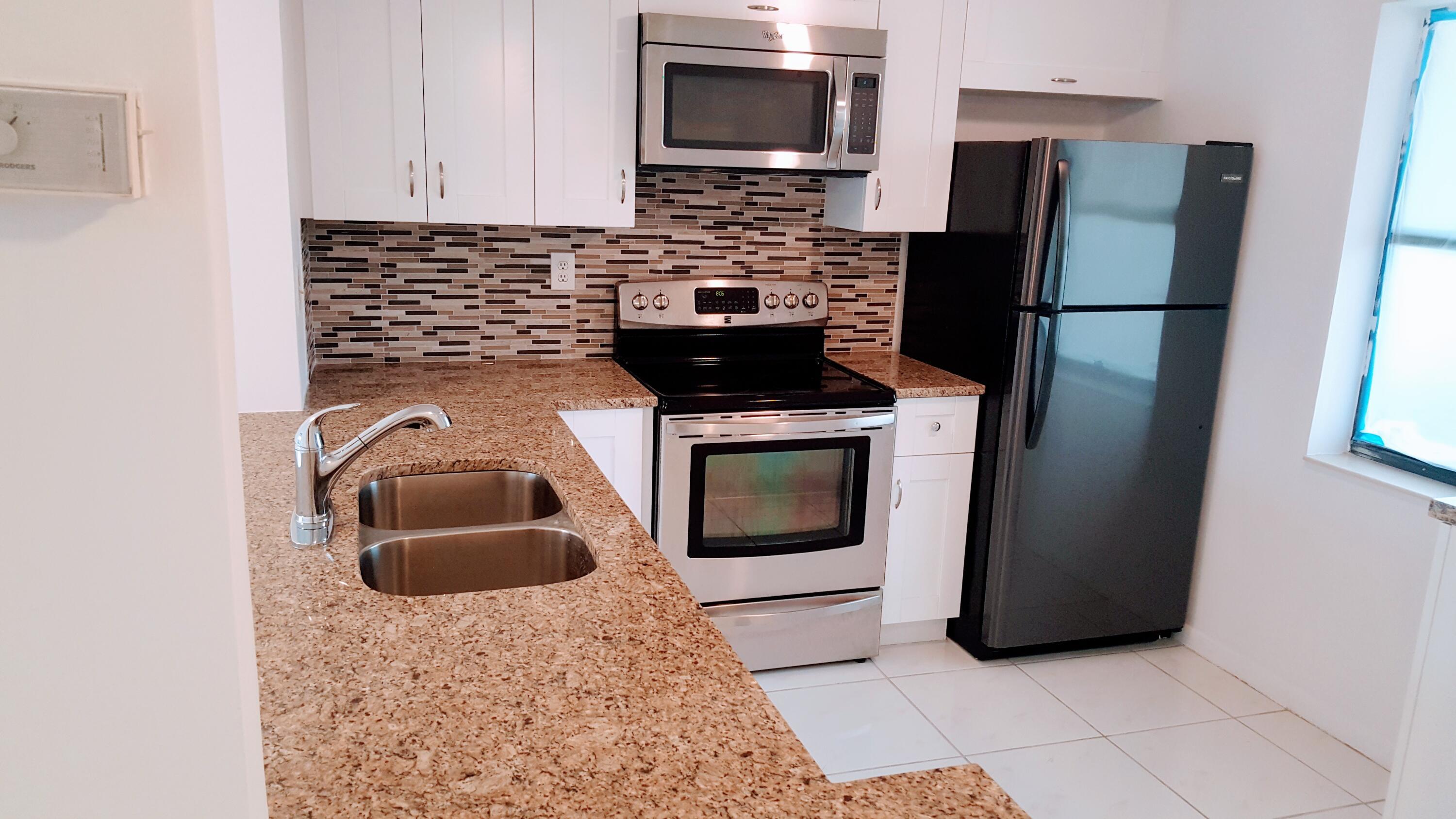 2900 NW 42nd Avenue NW A407, Coconut Creek, FL 33066, Coconut Creek - Photo 4