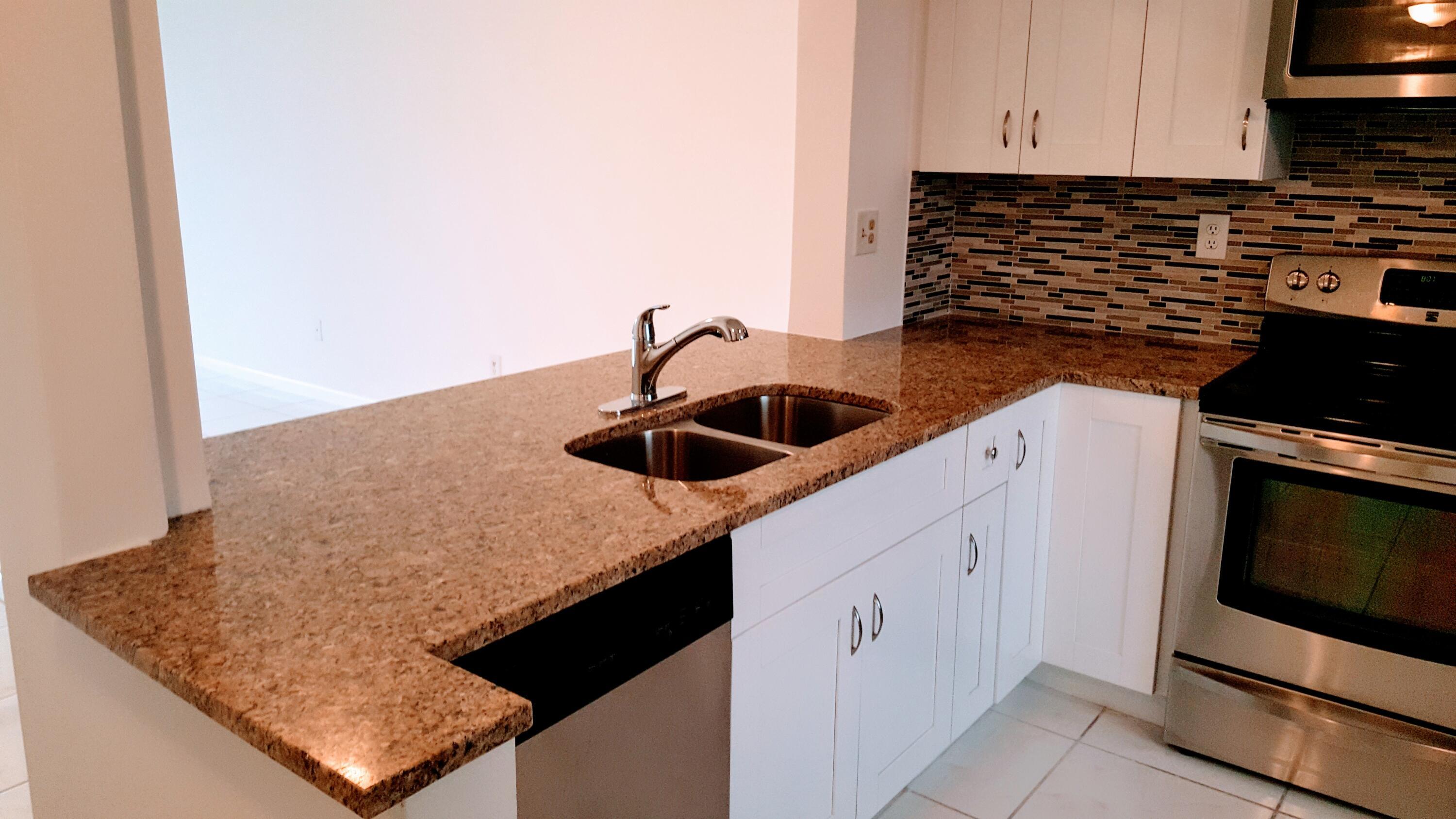 2900 NW 42nd Avenue NW A407, Coconut Creek, FL 33066, Coconut Creek - Photo 5