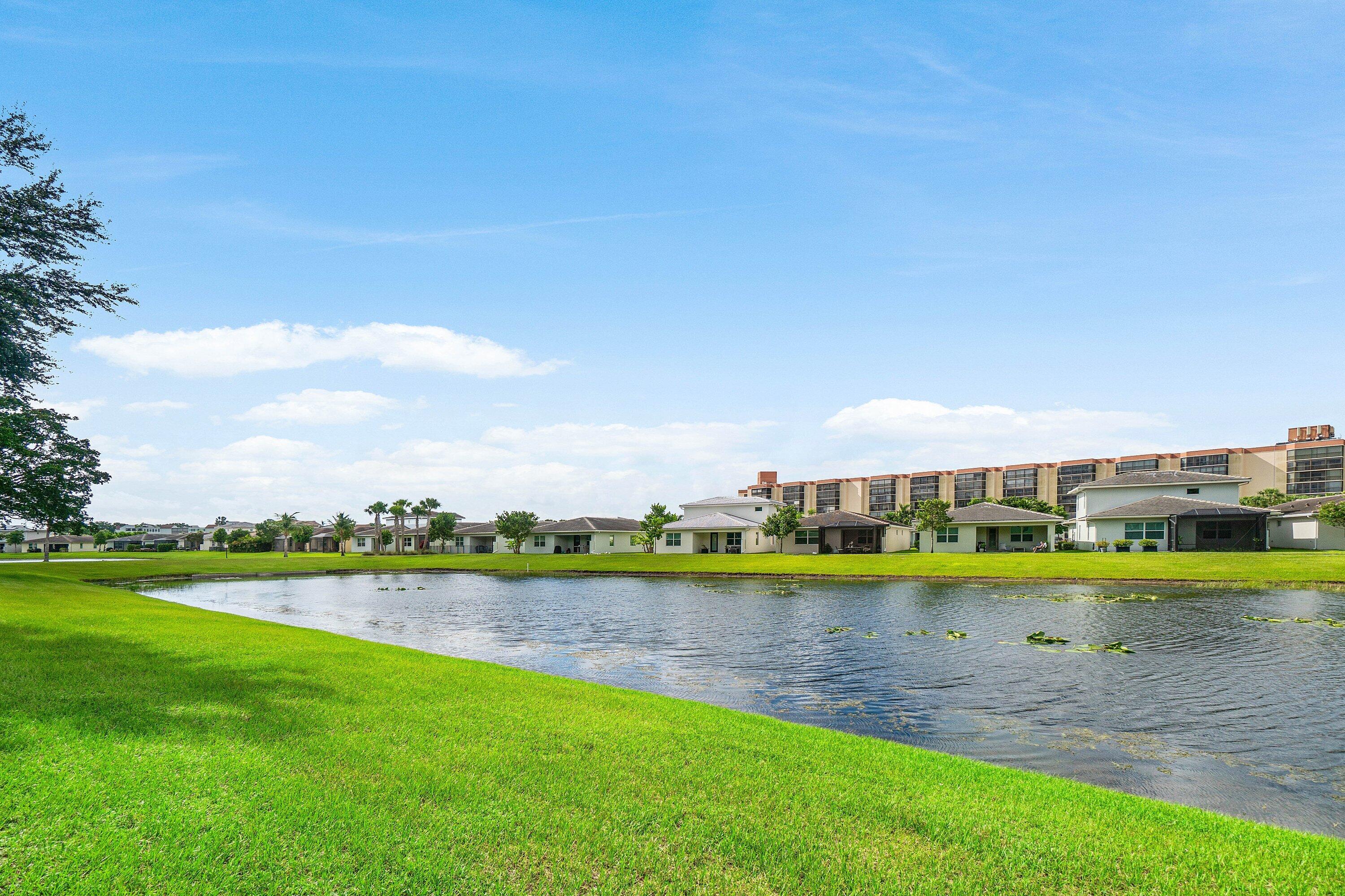 7290 KINGHURST Drive 106, Delray Beach, FL 33446, Delray Beach - Photo 2