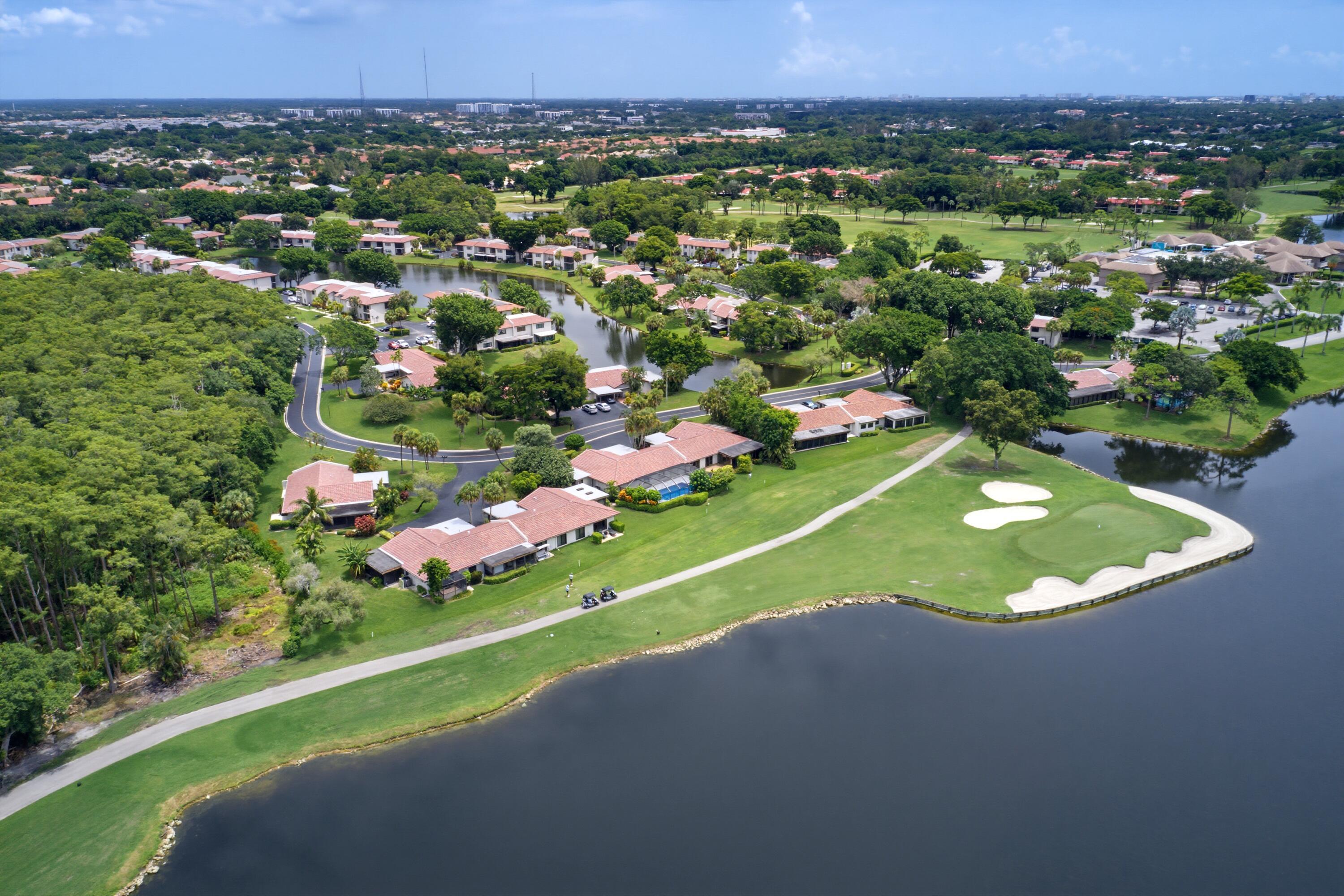 21195 JUEGO Circle 16-A, Boca Raton, FL 33433, Boca Raton - Photo 4