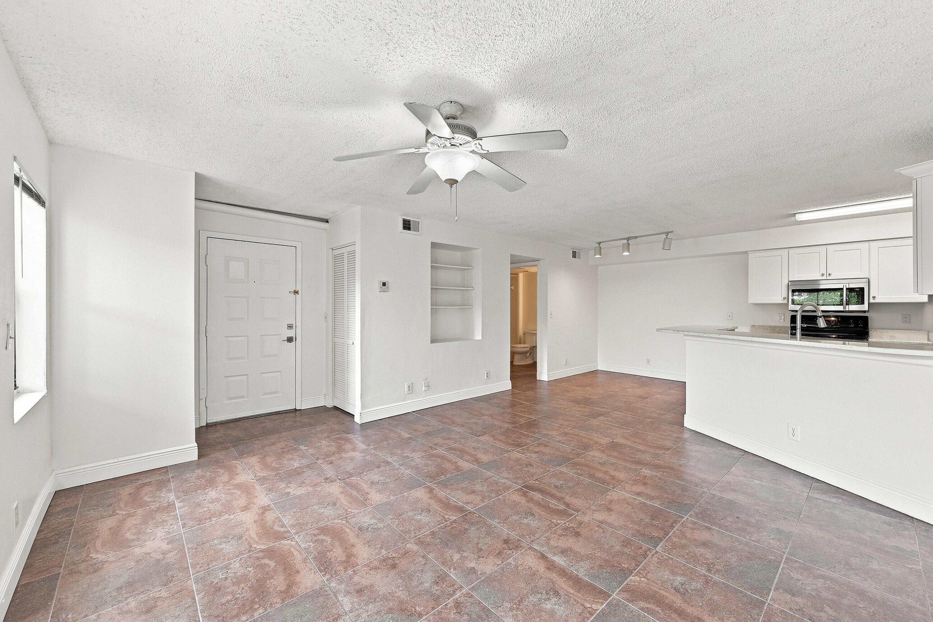 9999 SUMMERBREEZE Drive 417, Sunrise, FL 33322, Sunrise - Photo 3
