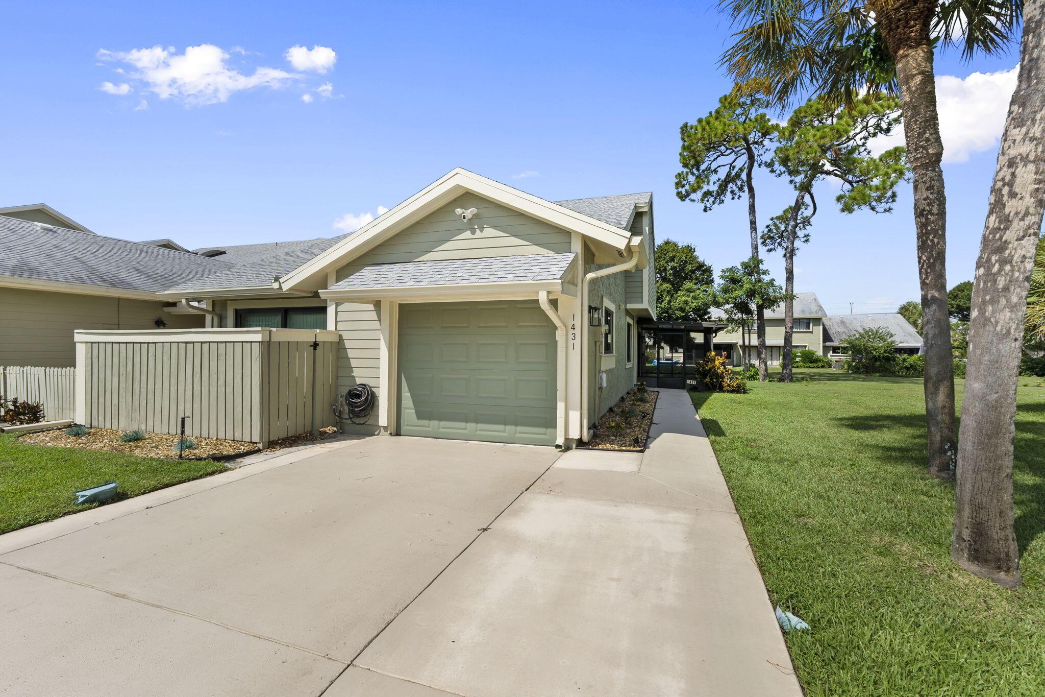 1431 SE COLCHESTER Circle, Port St. Lucie, FL 34952, Port St. Lucie - Photo 3