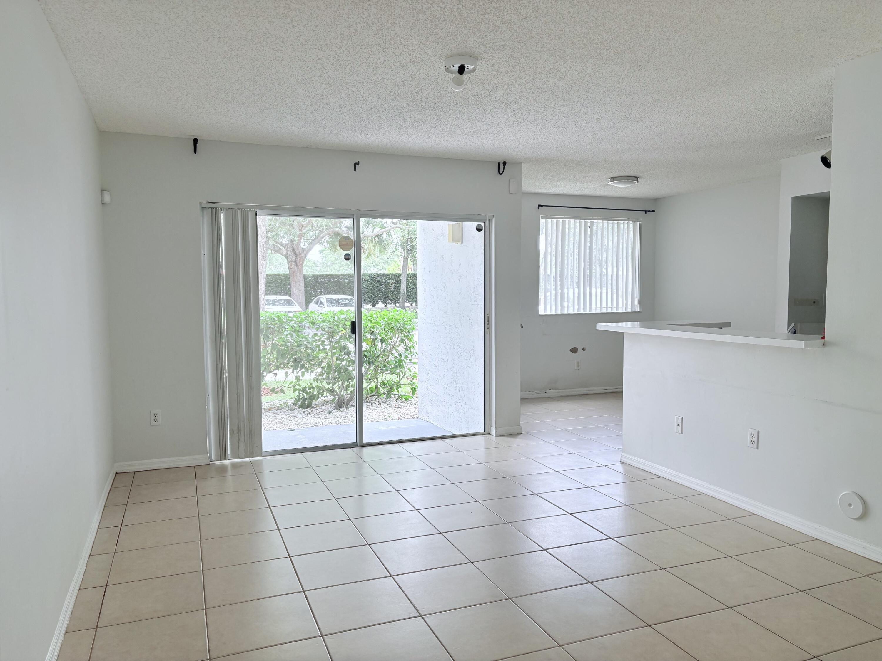2640 S University Drive S 127, Davie, FL 33328, Davie - Photo 5
