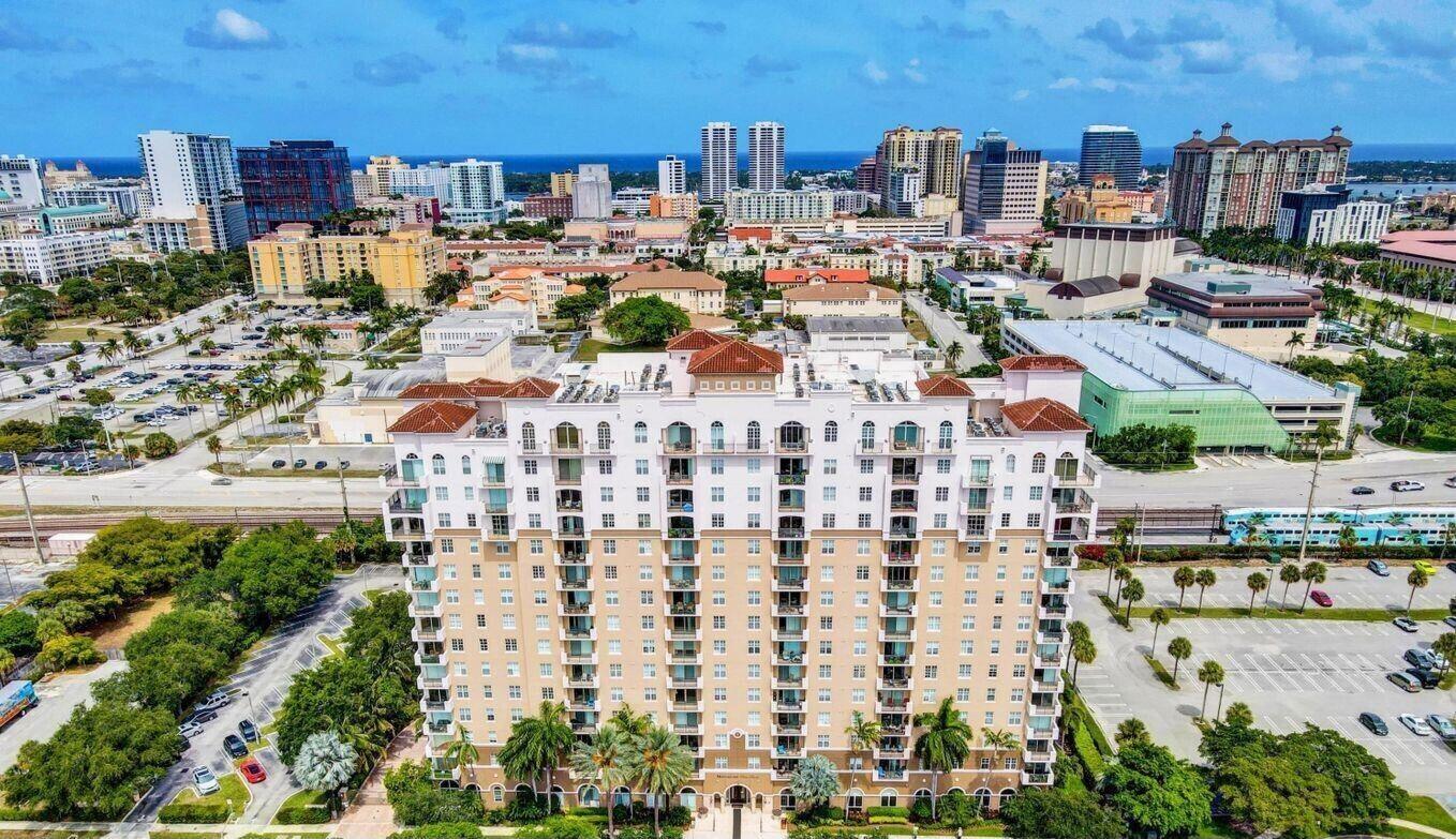 616 CLEARWATER PARK Road 602, West Palm Beach, FL 33401, West Palm Beach - Photo 3