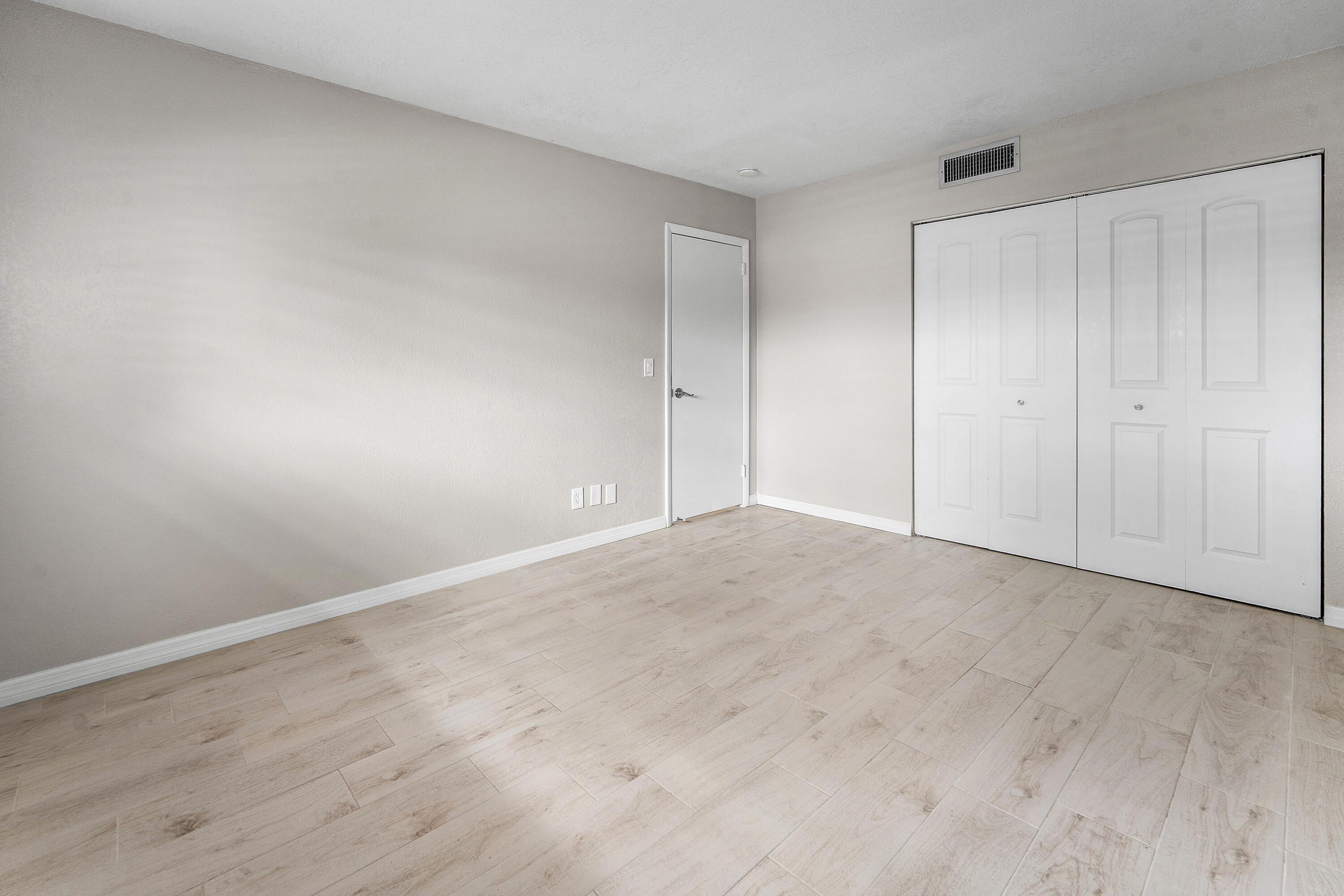 12005 Poinciana Boulevard 209, Royal Palm Beach, FL 33411, Royal Palm Beach - Photo 4