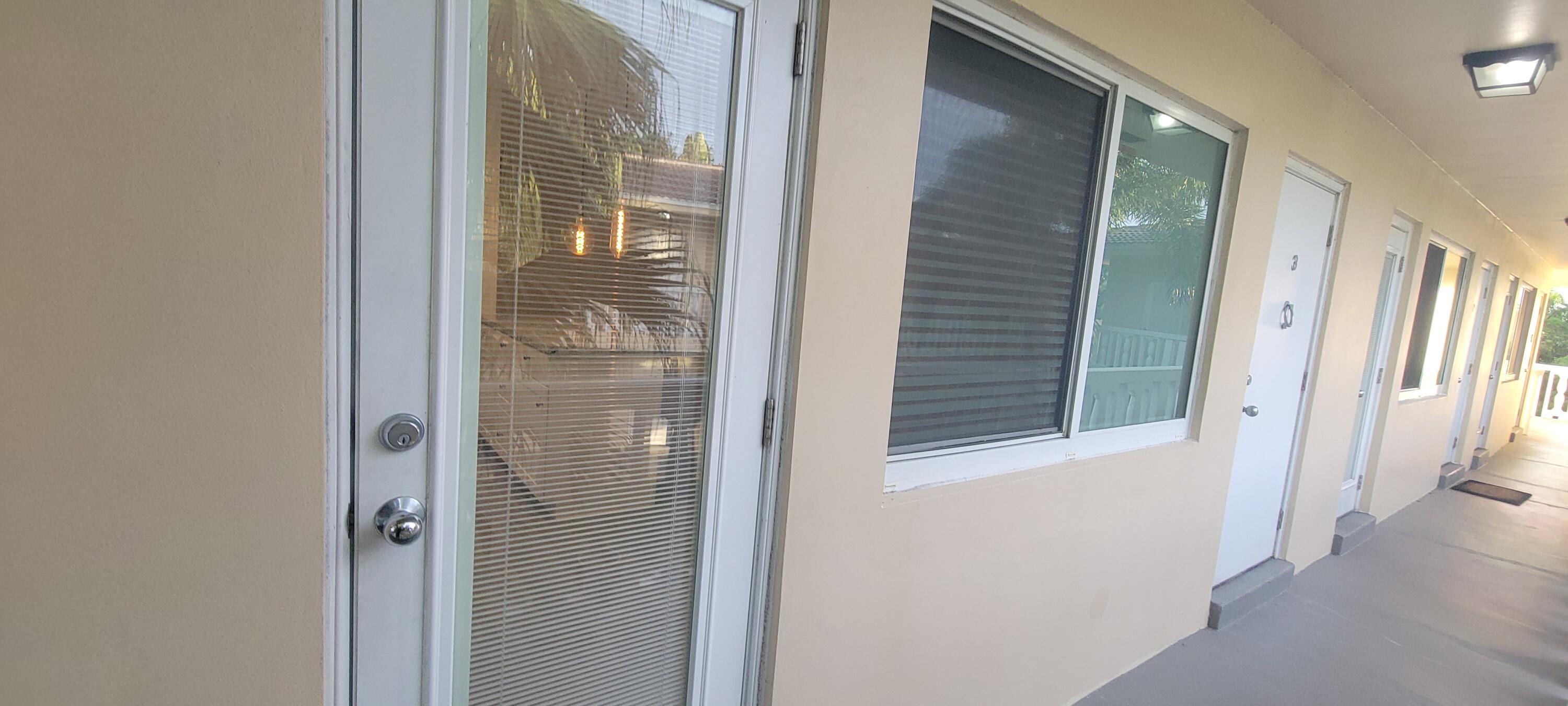 2110 NE 39TH Street 3B, Fort Lauderdale, FL 33308, Fort Lauderdale - Photo 4