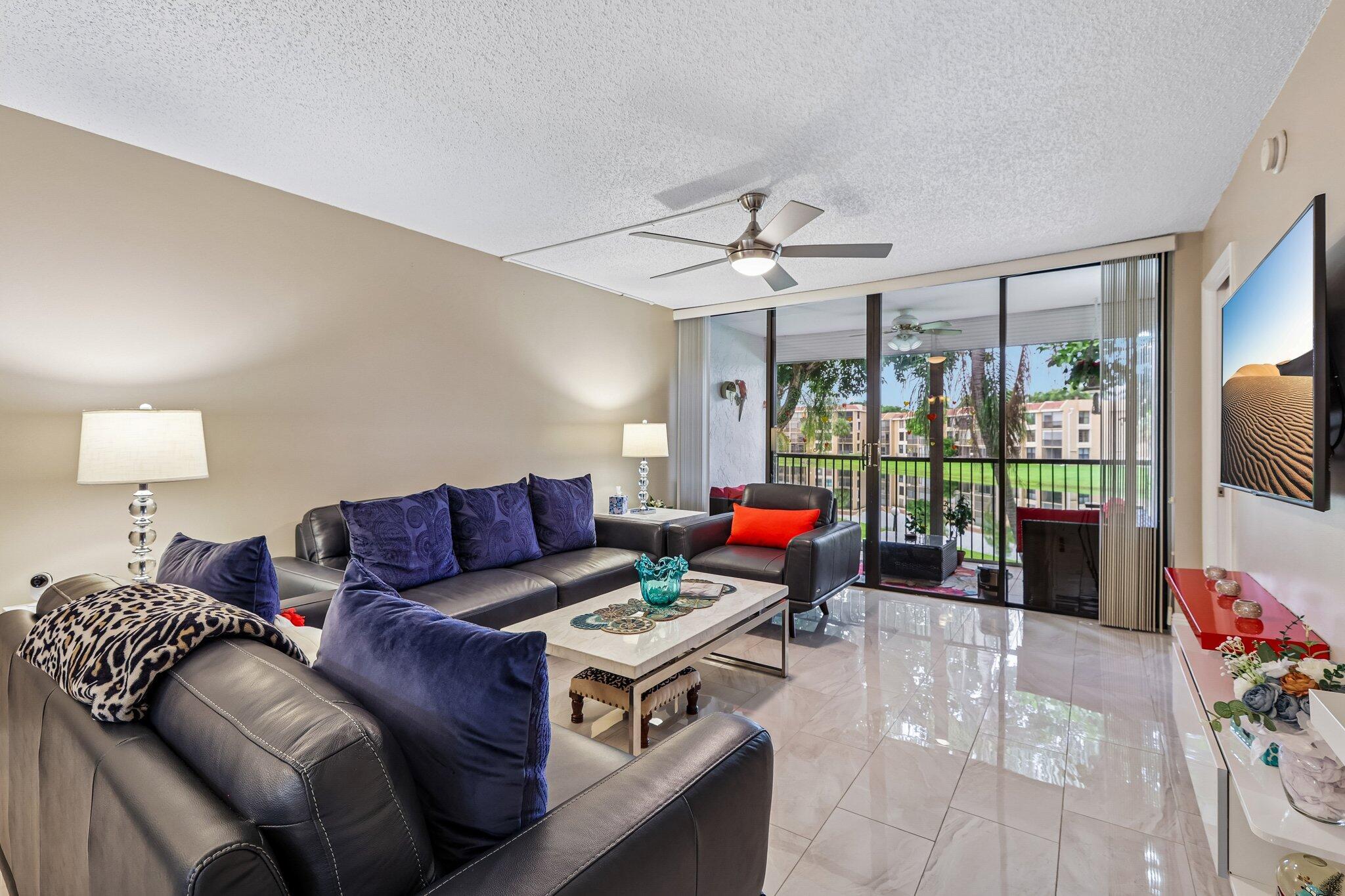 5718 Coral Lake Drive 206, Margate, FL 33063, Margate - Photo 4