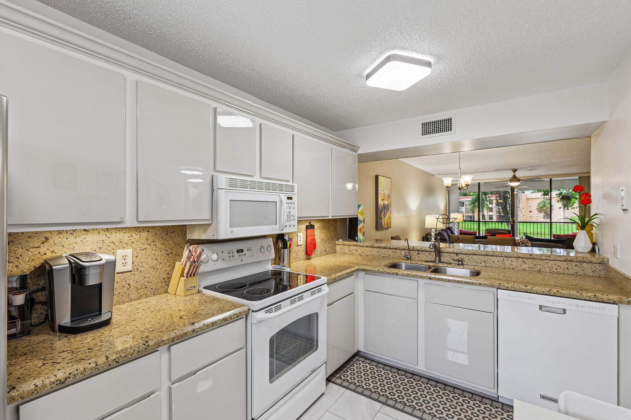 5718 Coral Lake Drive 206, Margate, FL 33063, Margate