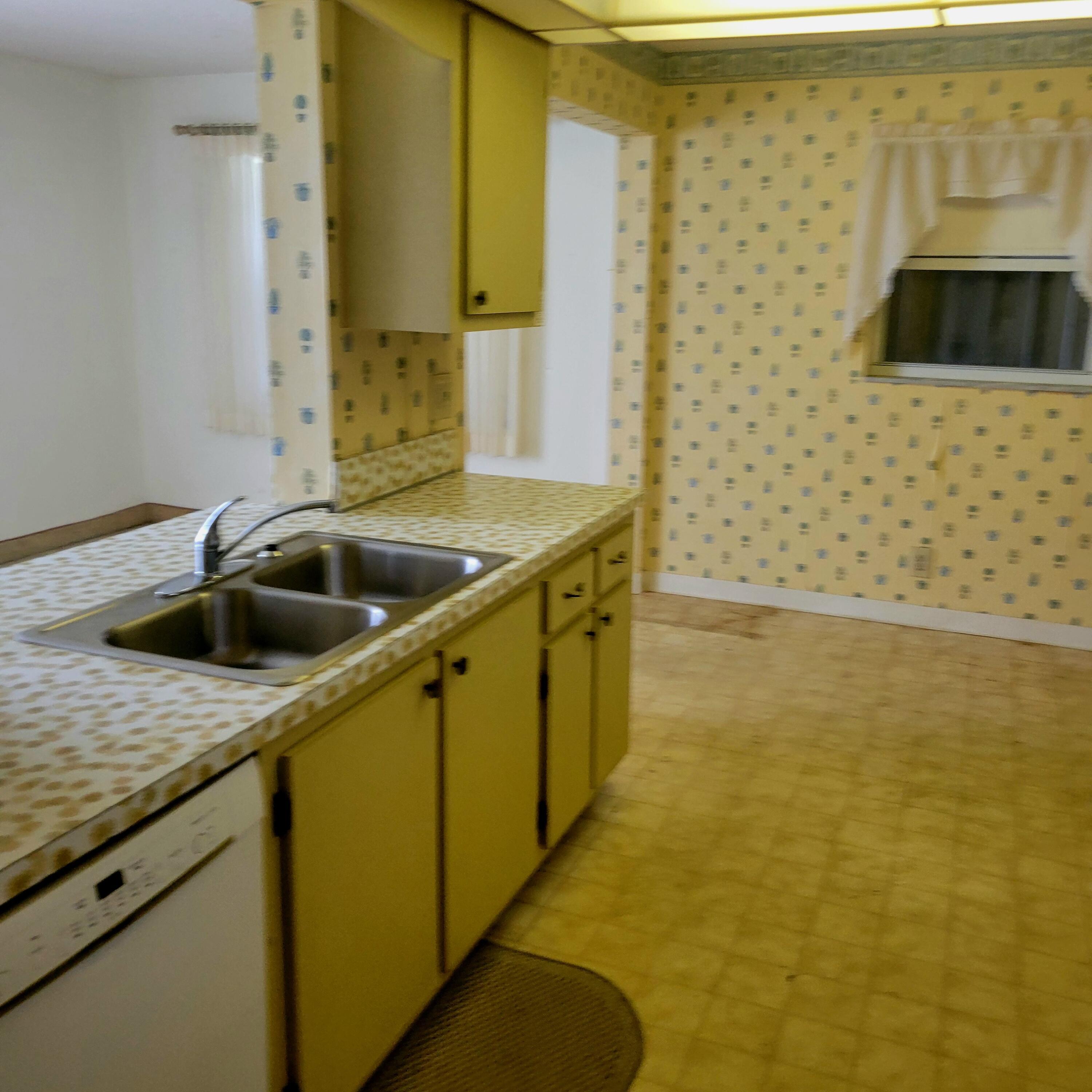 725 SW 18th Court, Boynton Beach, FL 33426, Boynton Beach - Photo 5