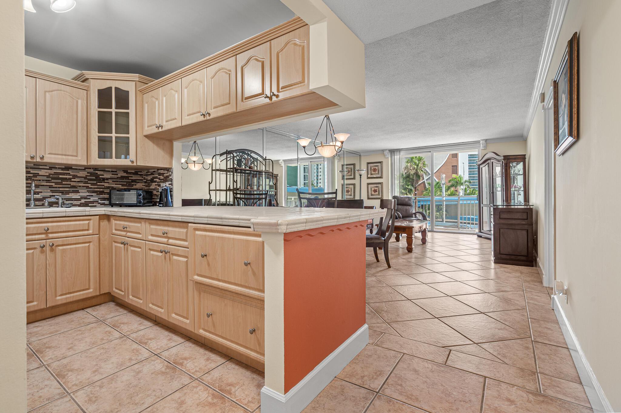 1801 S Ocean Drive Unit 332, Hallandale Beach, FL 33009, Hallandale Beach - Photo 3