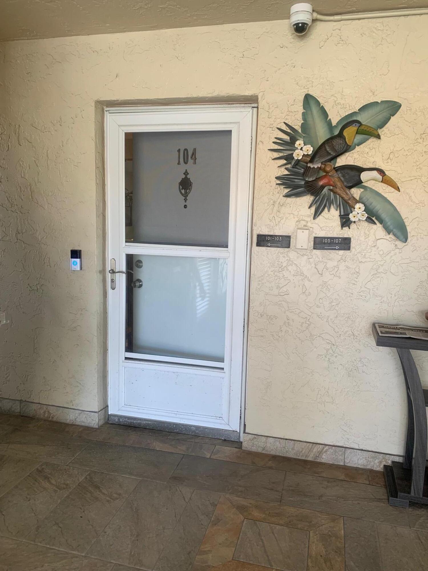 424 SE 10TH Street 104, Dania Beach, FL 33004, Dania Beach - Photo 3