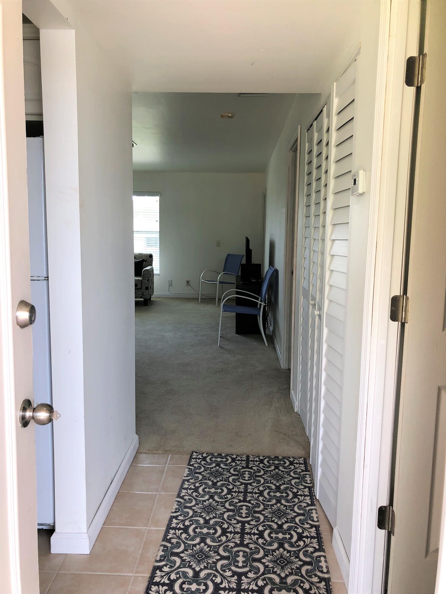 12011 Poinciana Boulevard S 202, Royal Palm Beach, FL 33411, Royal Palm Beach - Photo 4