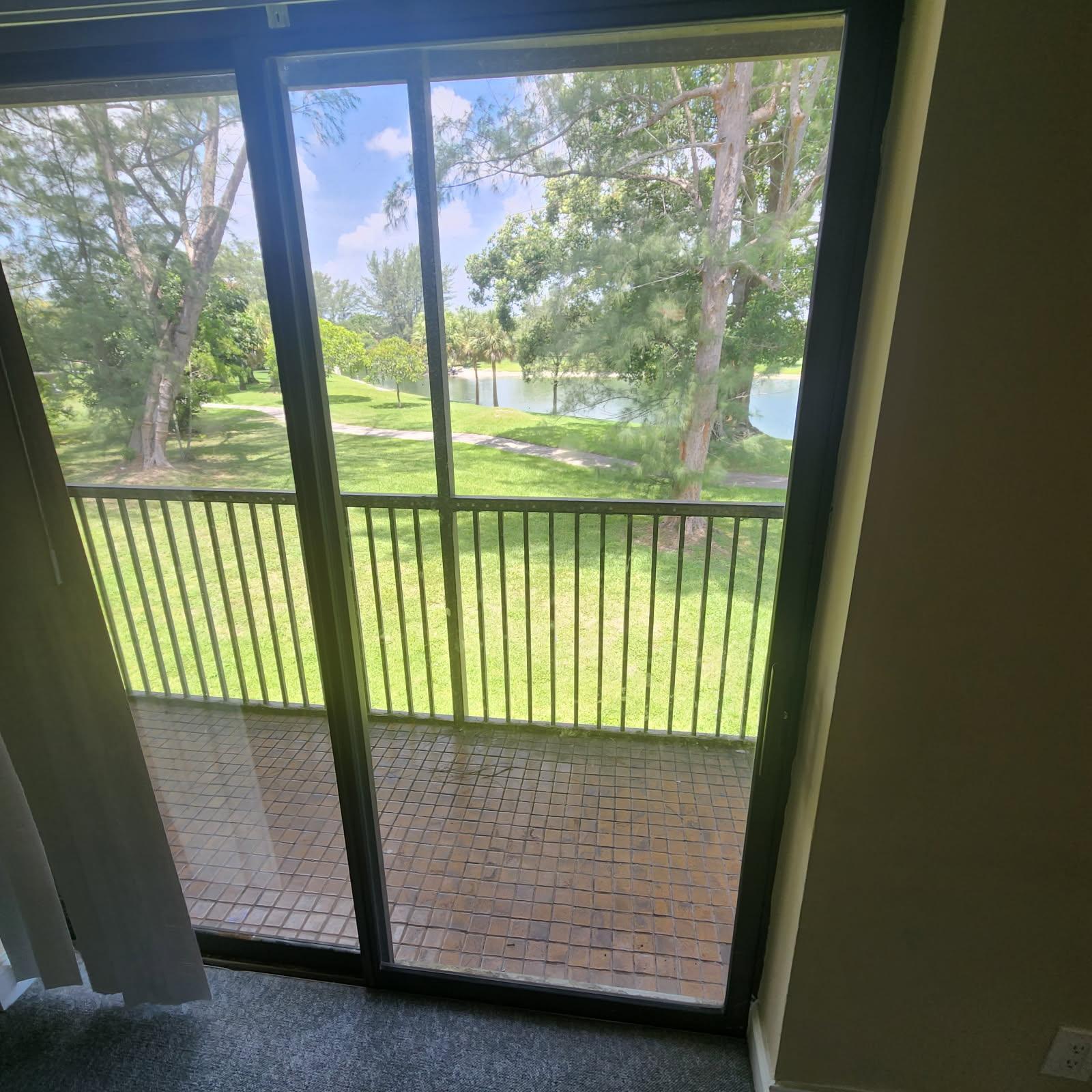 21902 LAKE FOREST Circle 206, Boca Raton, FL 33433, Boca Raton - Photo 3
