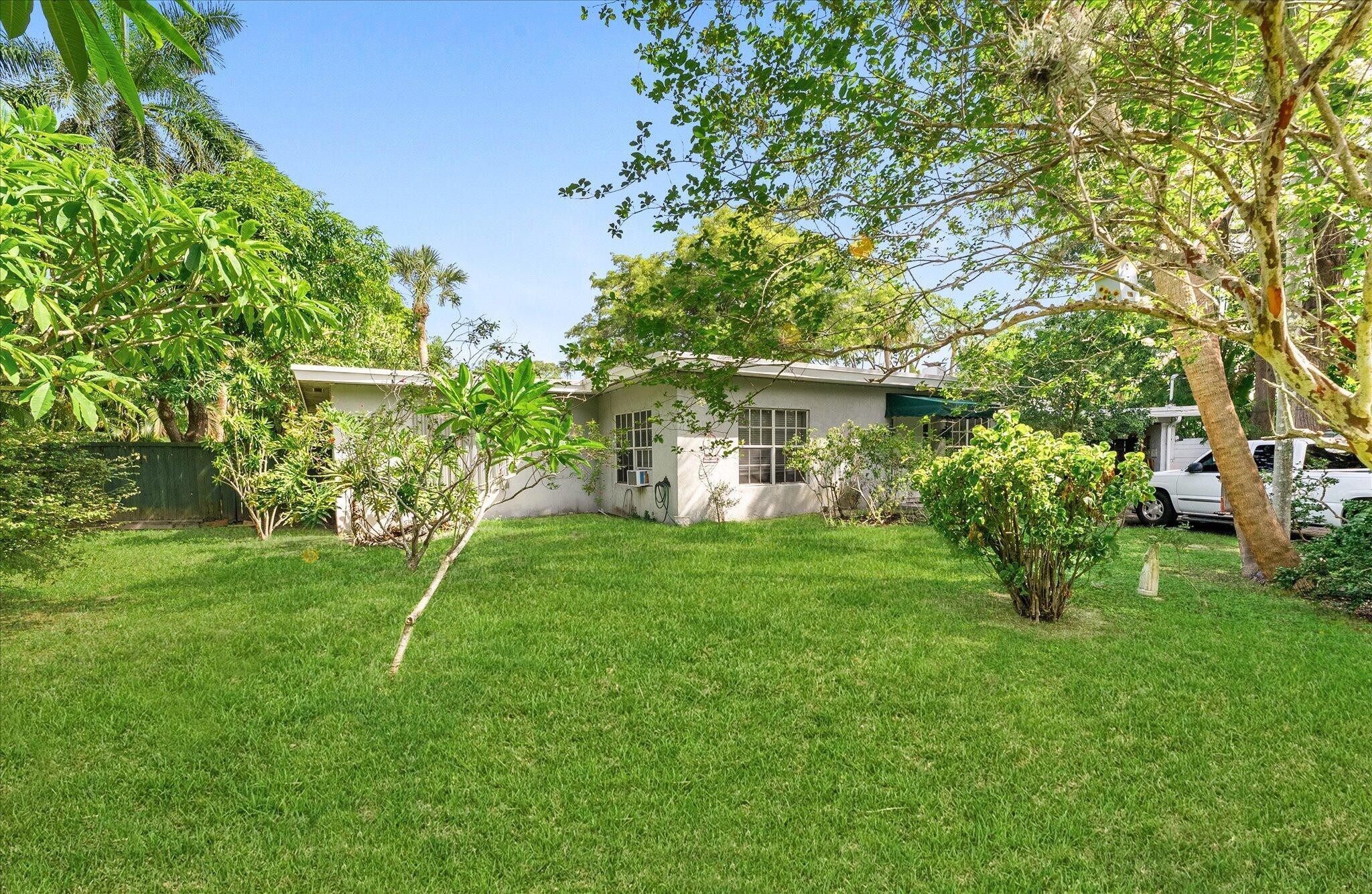 330 NW 32ND Court, Oakland Park, FL 33309, Oakland Park - Photo 2