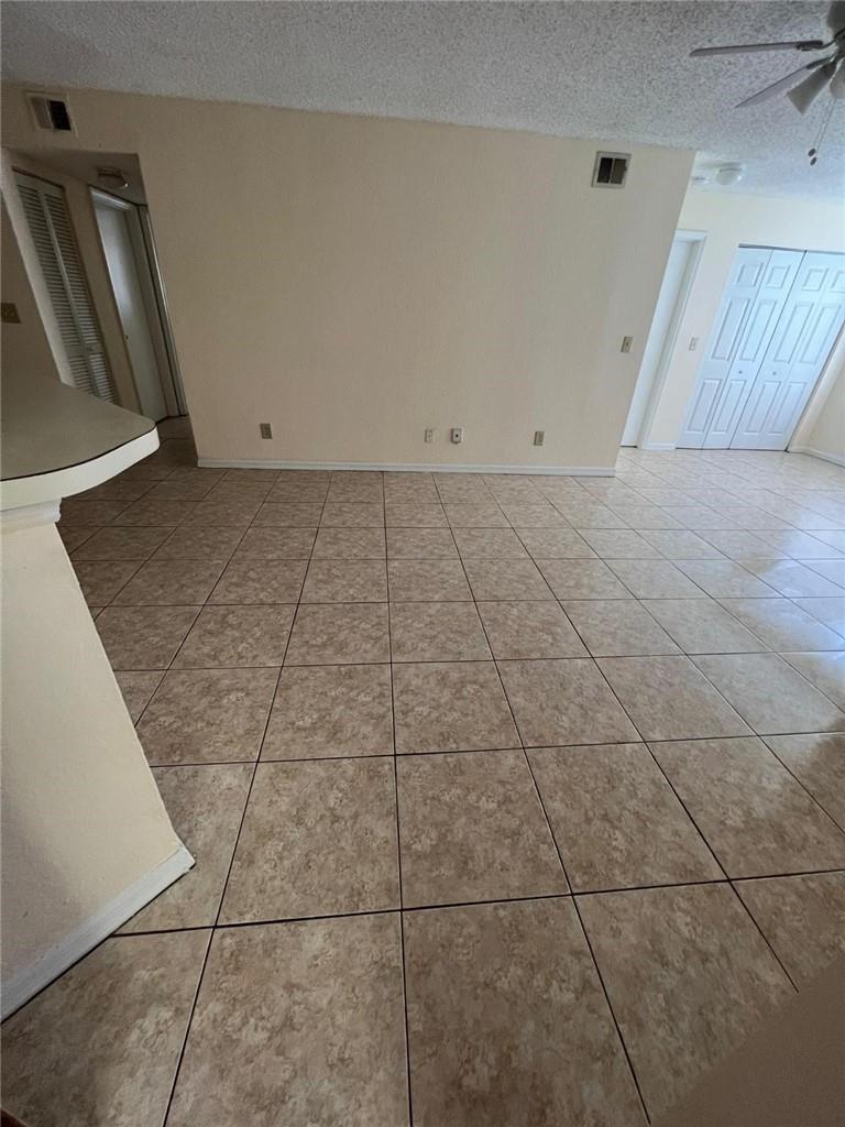 12730 VISTA ISLES Drive 812, Sunrise, FL 33325, Sunrise - Photo 4