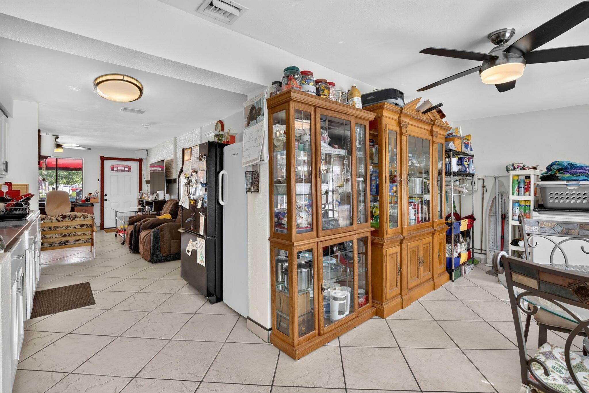 1660 SW 48TH Avenue, Fort Lauderdale, FL 33317, Fort Lauderdale - Photo 5