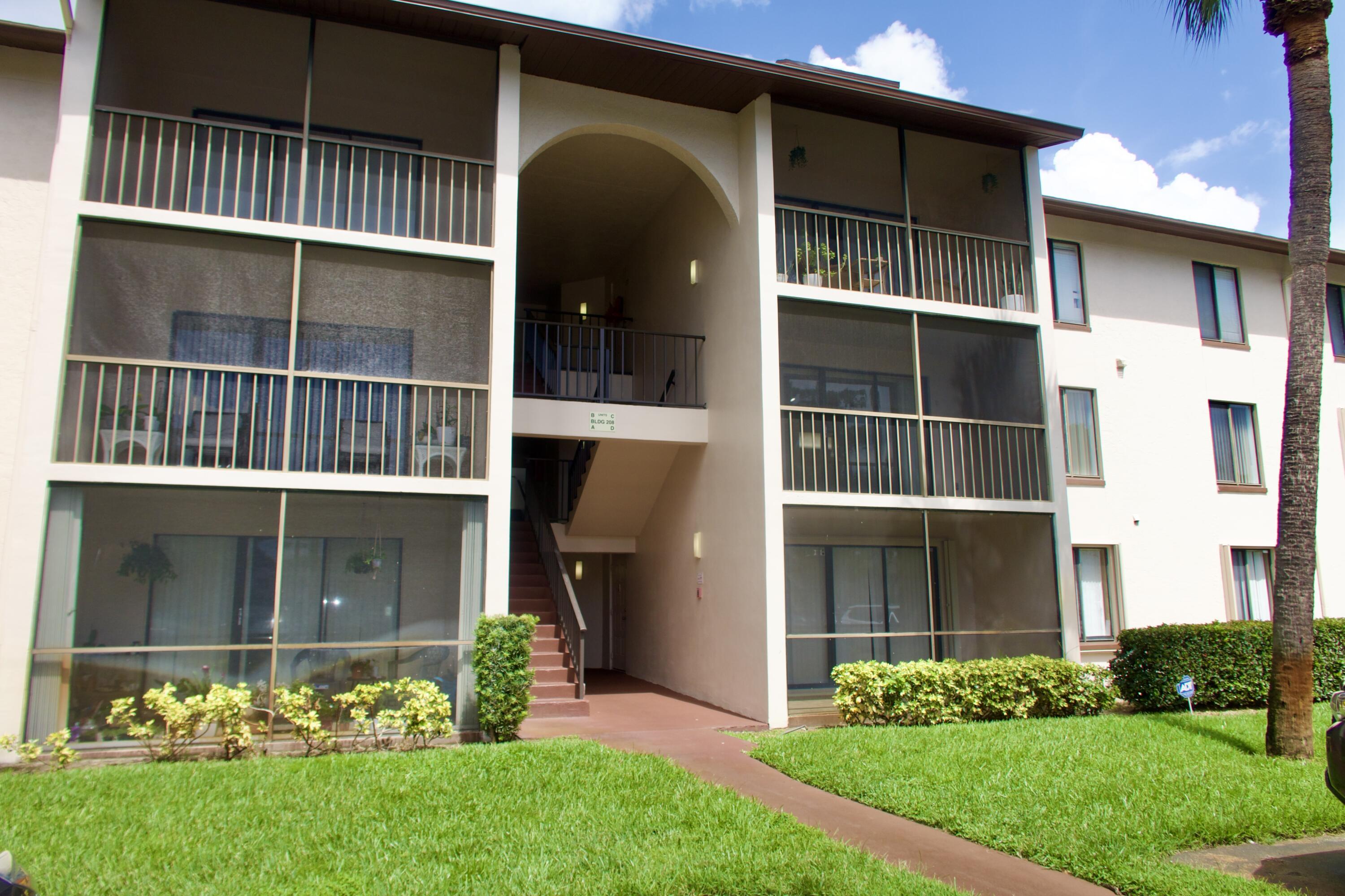 208 FOXTAIL Drive D2, Greenacres, FL 33415, Greenacres