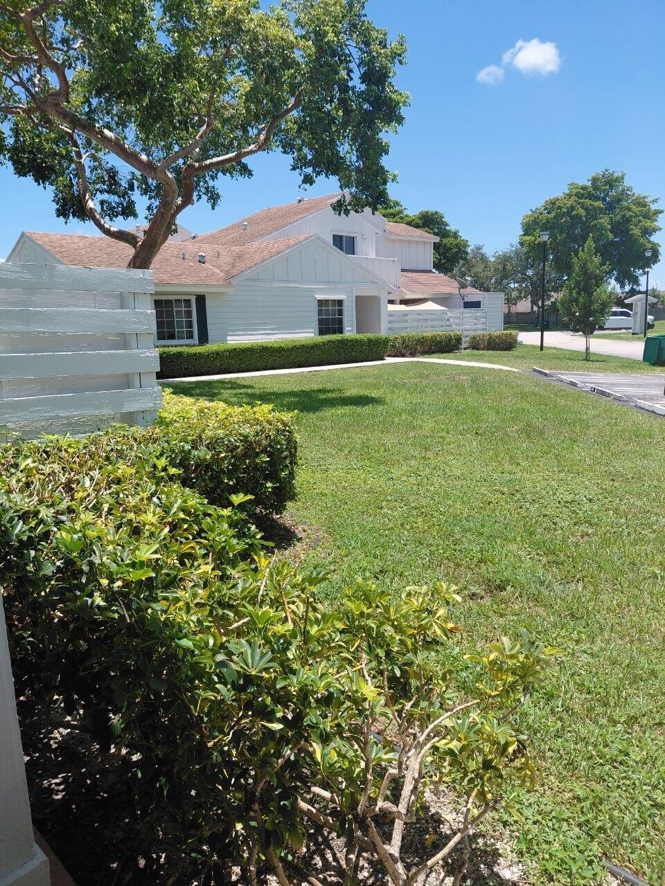 13776 SW 149TH CIR Lane 4-79, Miami, FL 33186, Miami - Photo 4