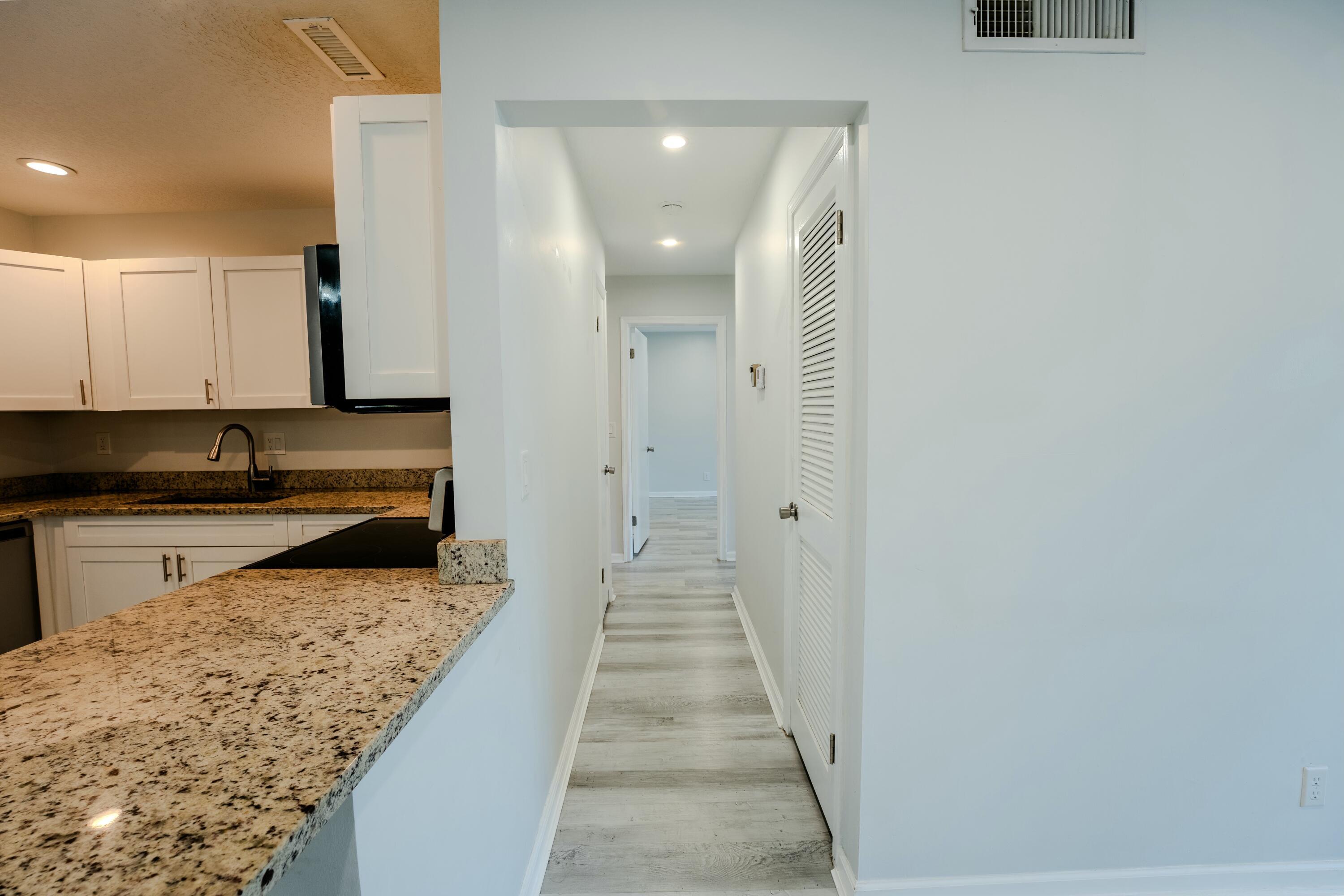 6231 Bay Club Drive 4, Fort Lauderdale, FL 33308, Fort Lauderdale - Photo 5