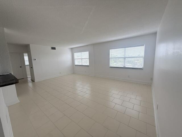 2555 NE 11TH Street 402, Fort Lauderdale, FL 33304, Fort Lauderdale - Photo 4