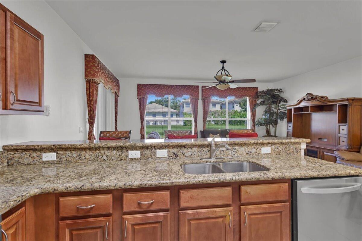 2891 SW Butterfly Lane, Palm City, FL 34990, Palm City - Photo 5