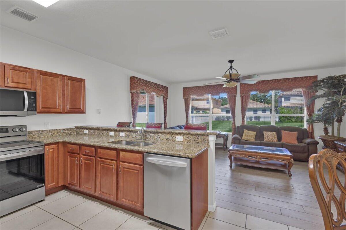 2891 SW Butterfly Lane, Palm City, FL 34990, Palm City - Photo 4